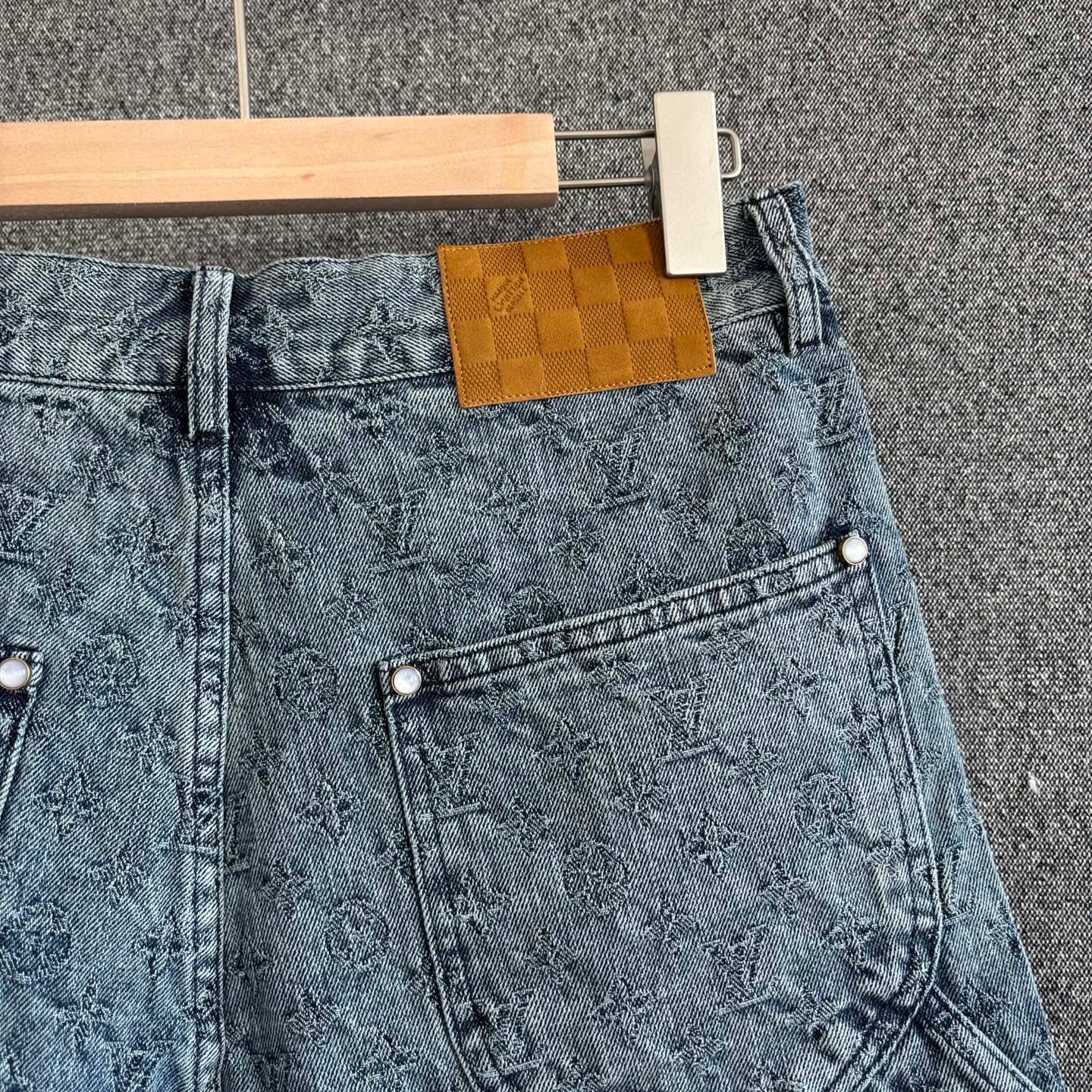 Grey Short
