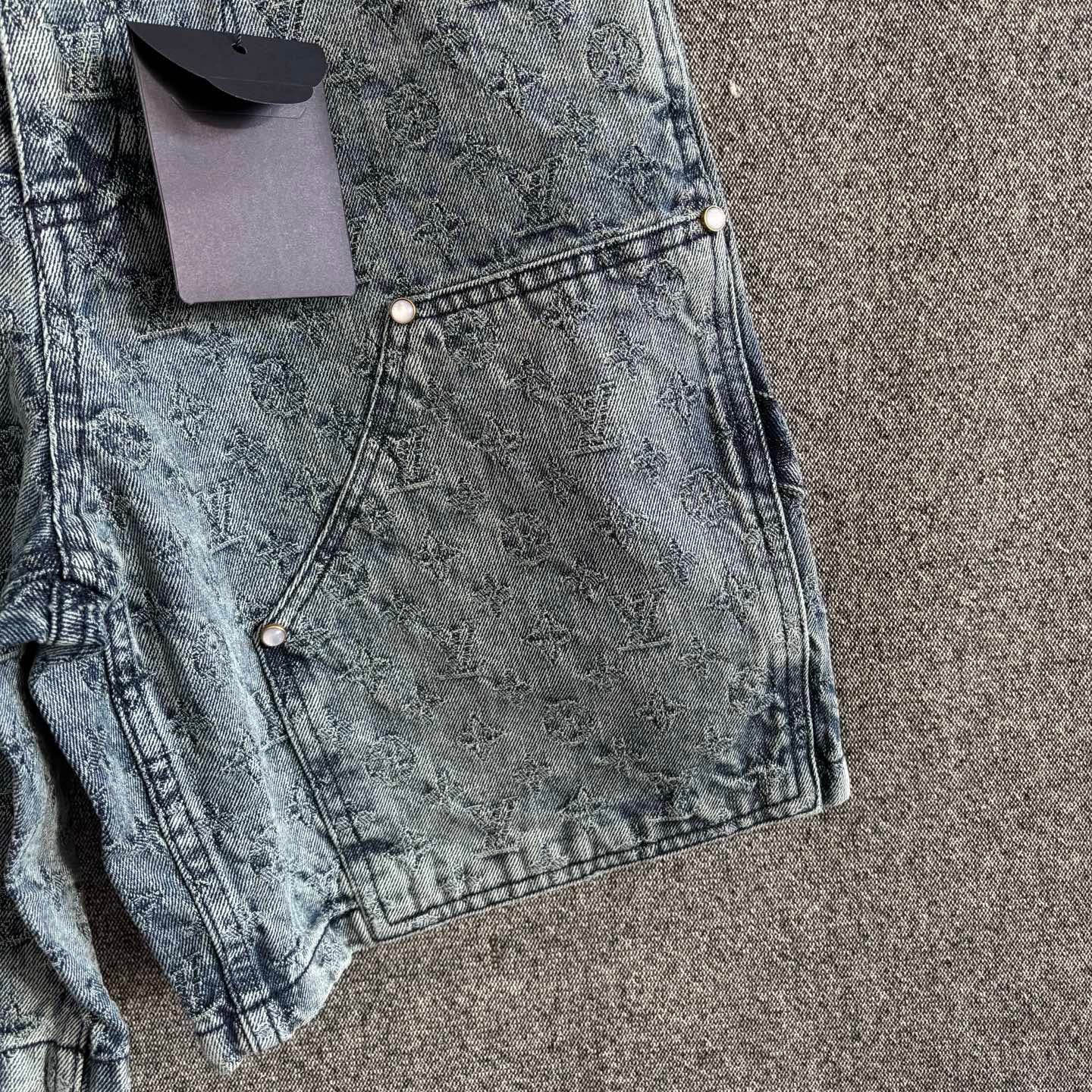 Grey Short