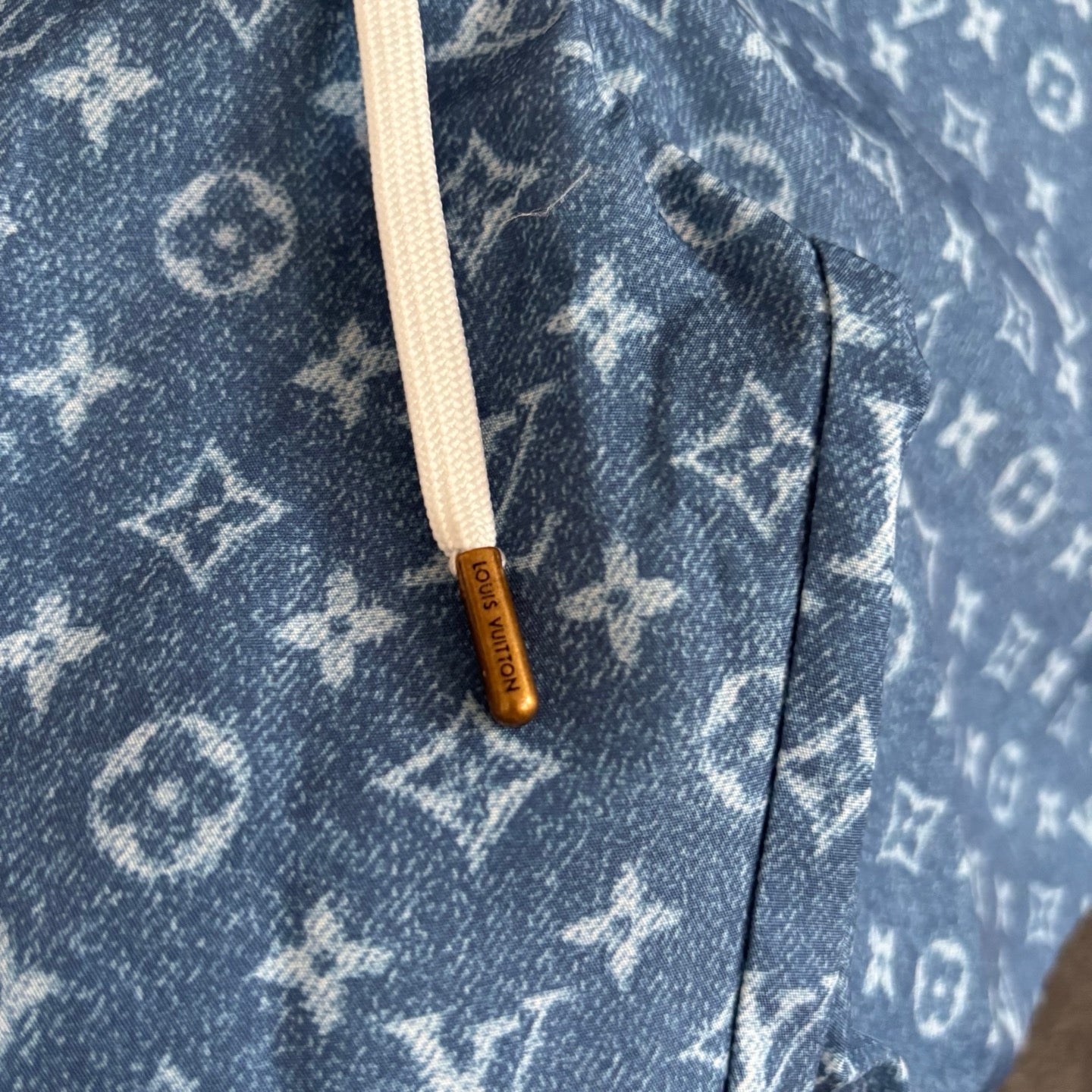 Multi-color Short