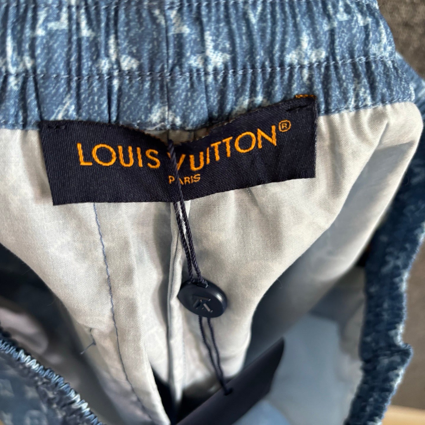 Multi-color Short