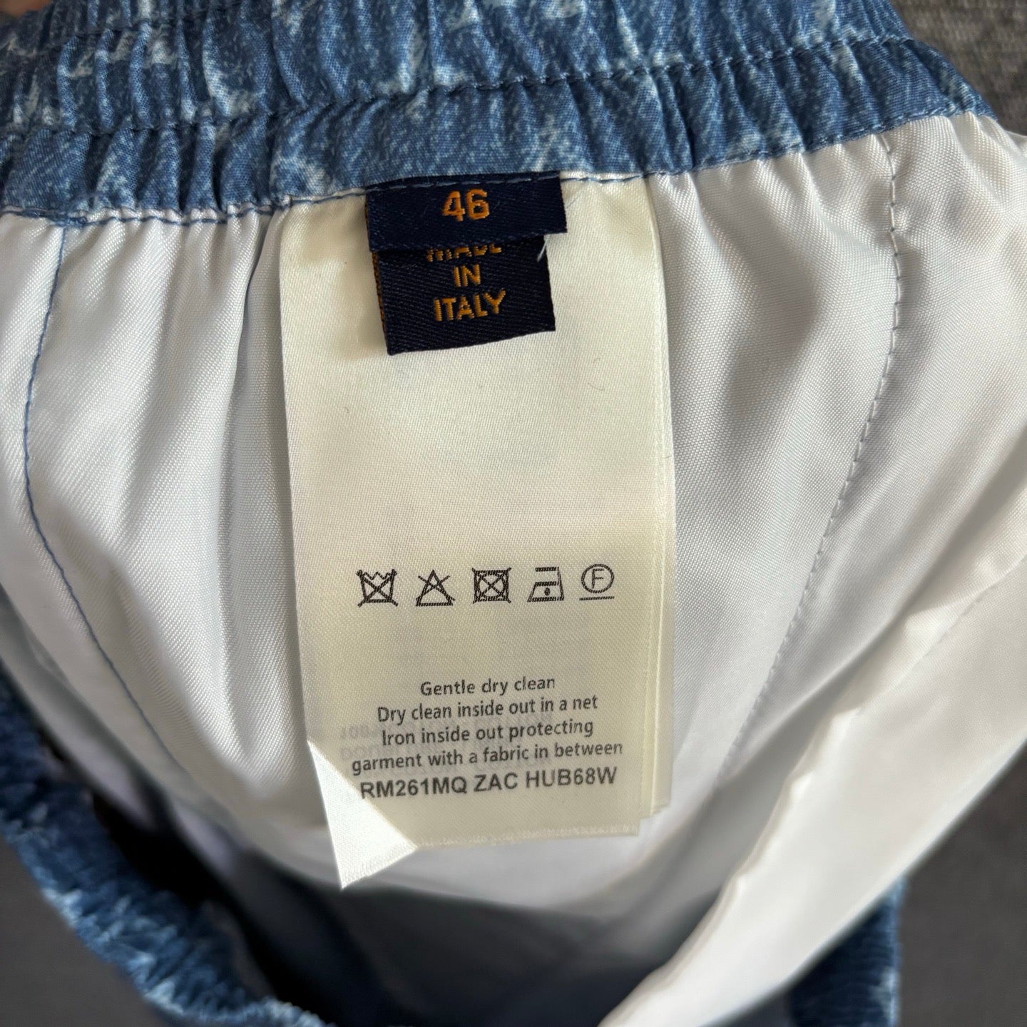Multi-color Short