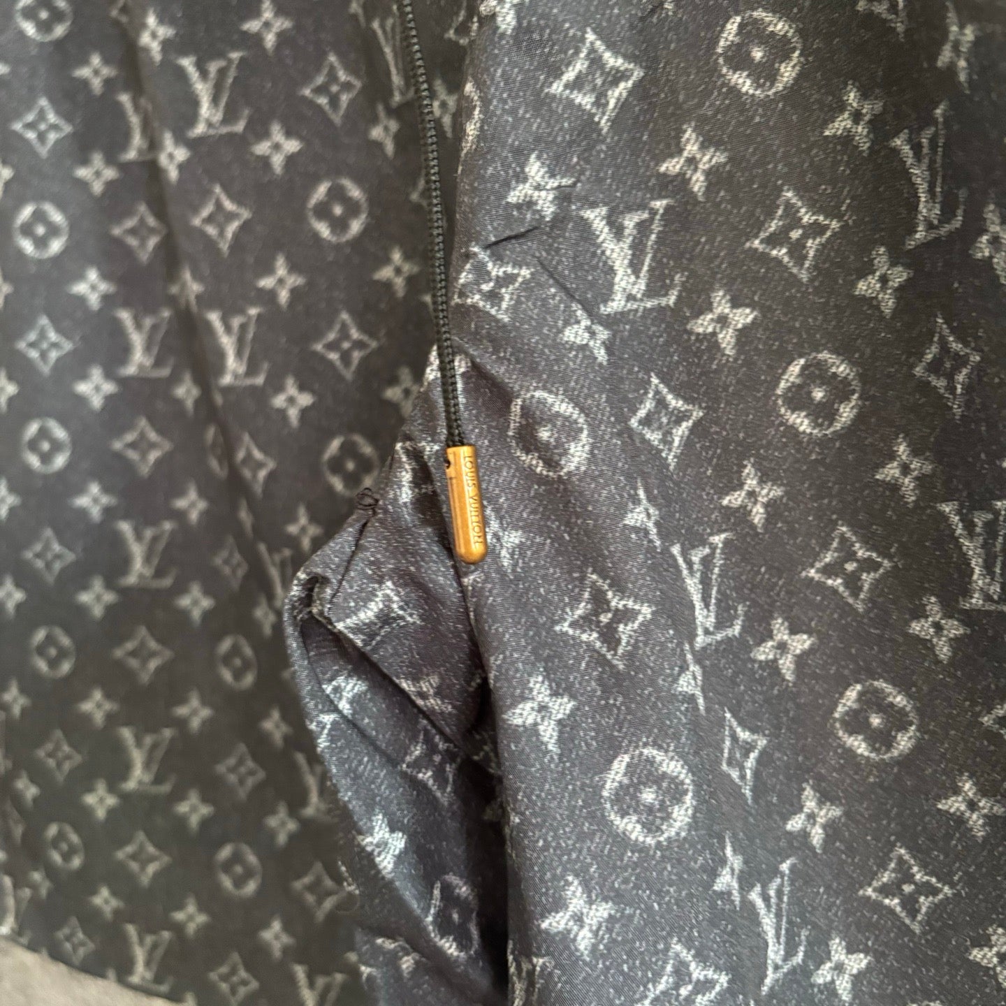 Multi-color Short