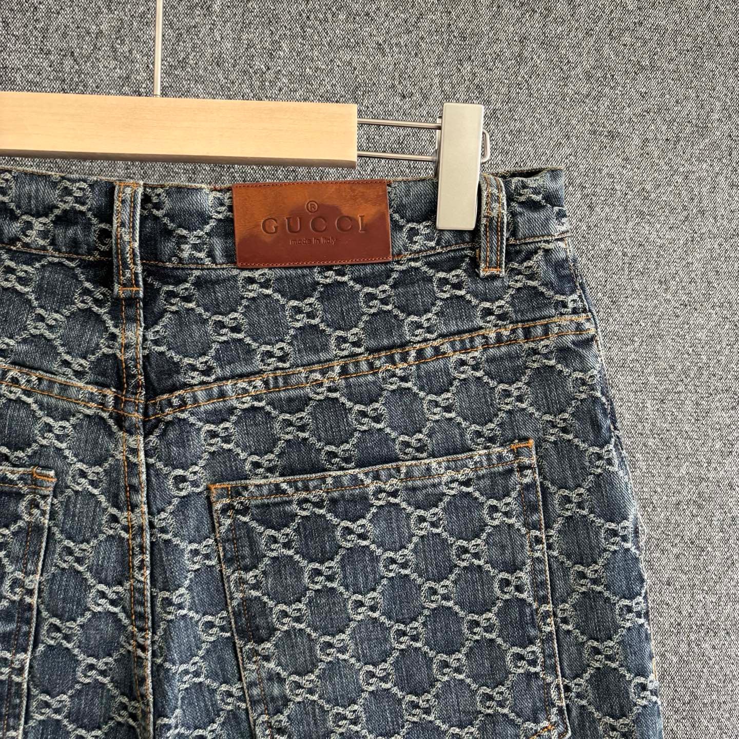 Multi-color Short