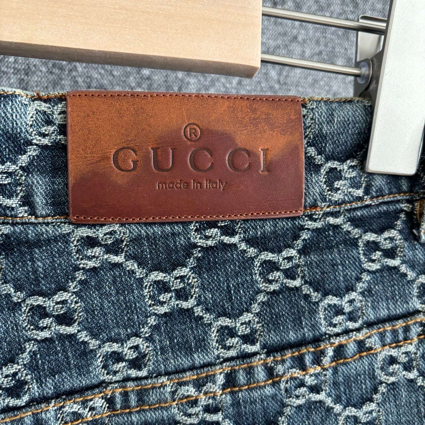 Multi-color Short
