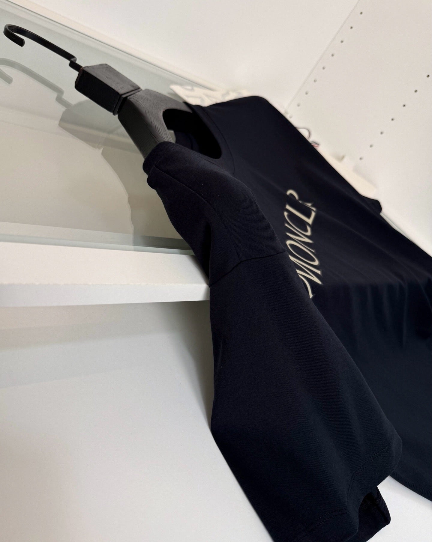Black and White T-shirt - FashionHype.xyz