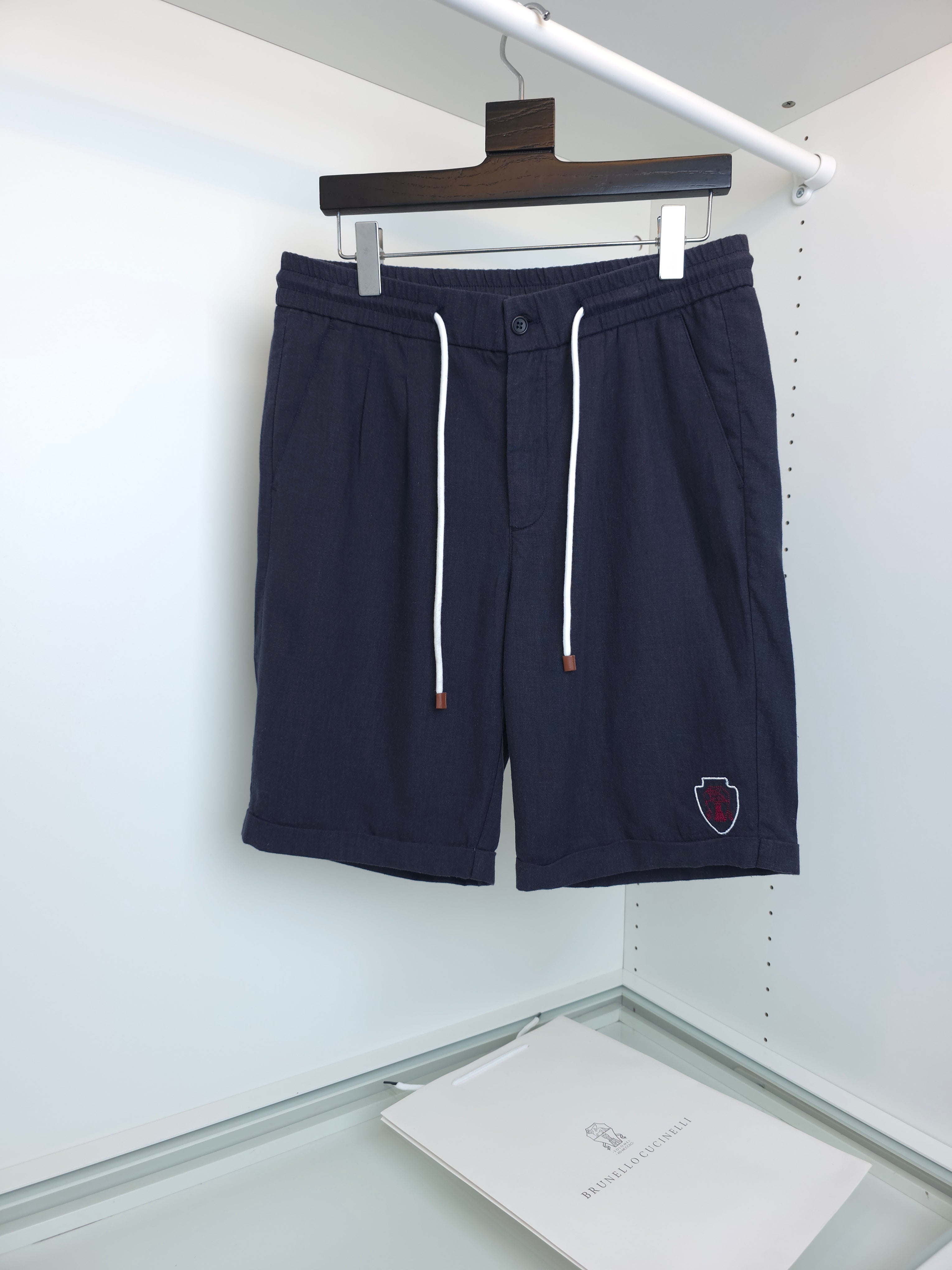 Multi-color Short