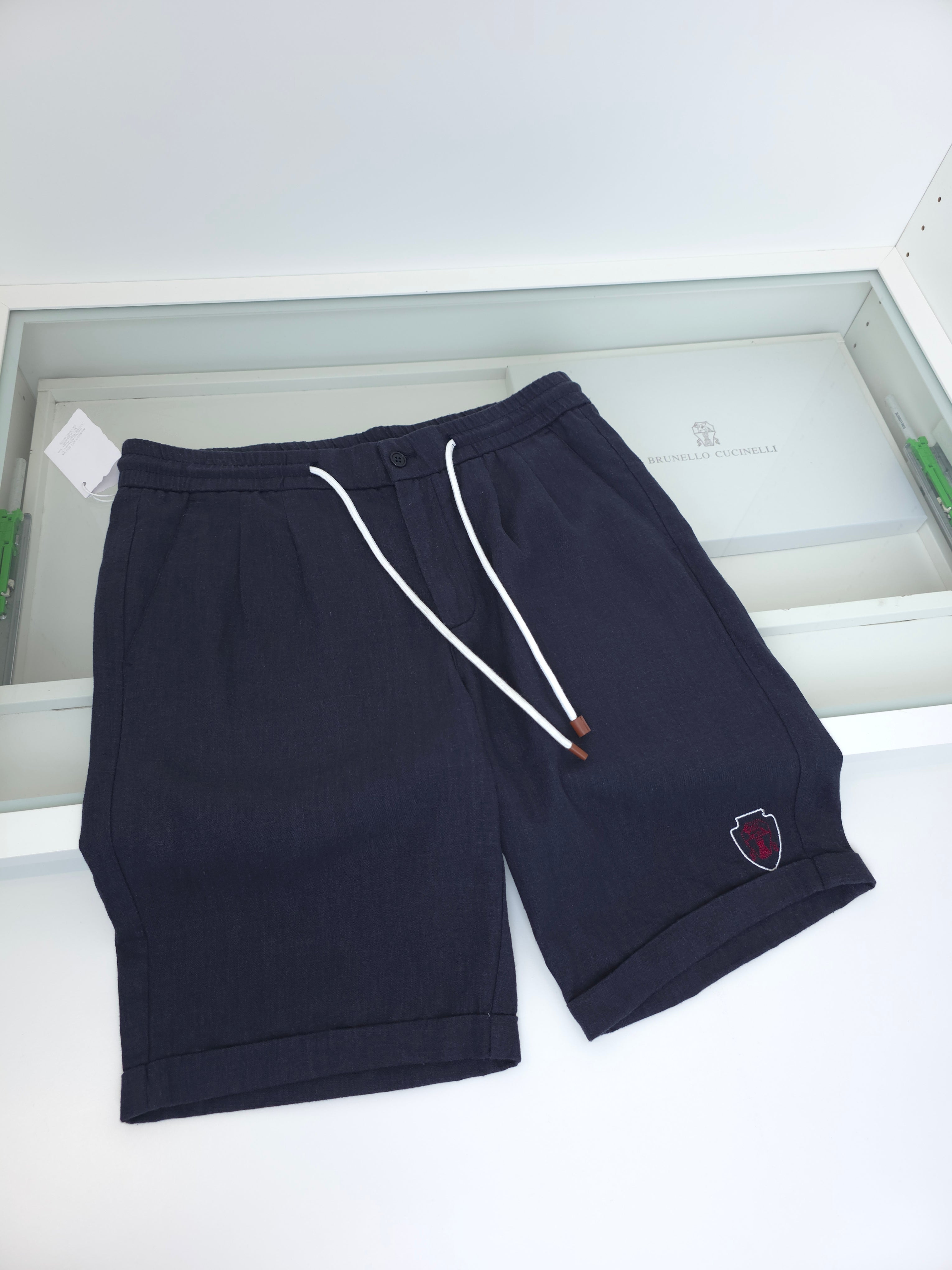 Multi-color Short