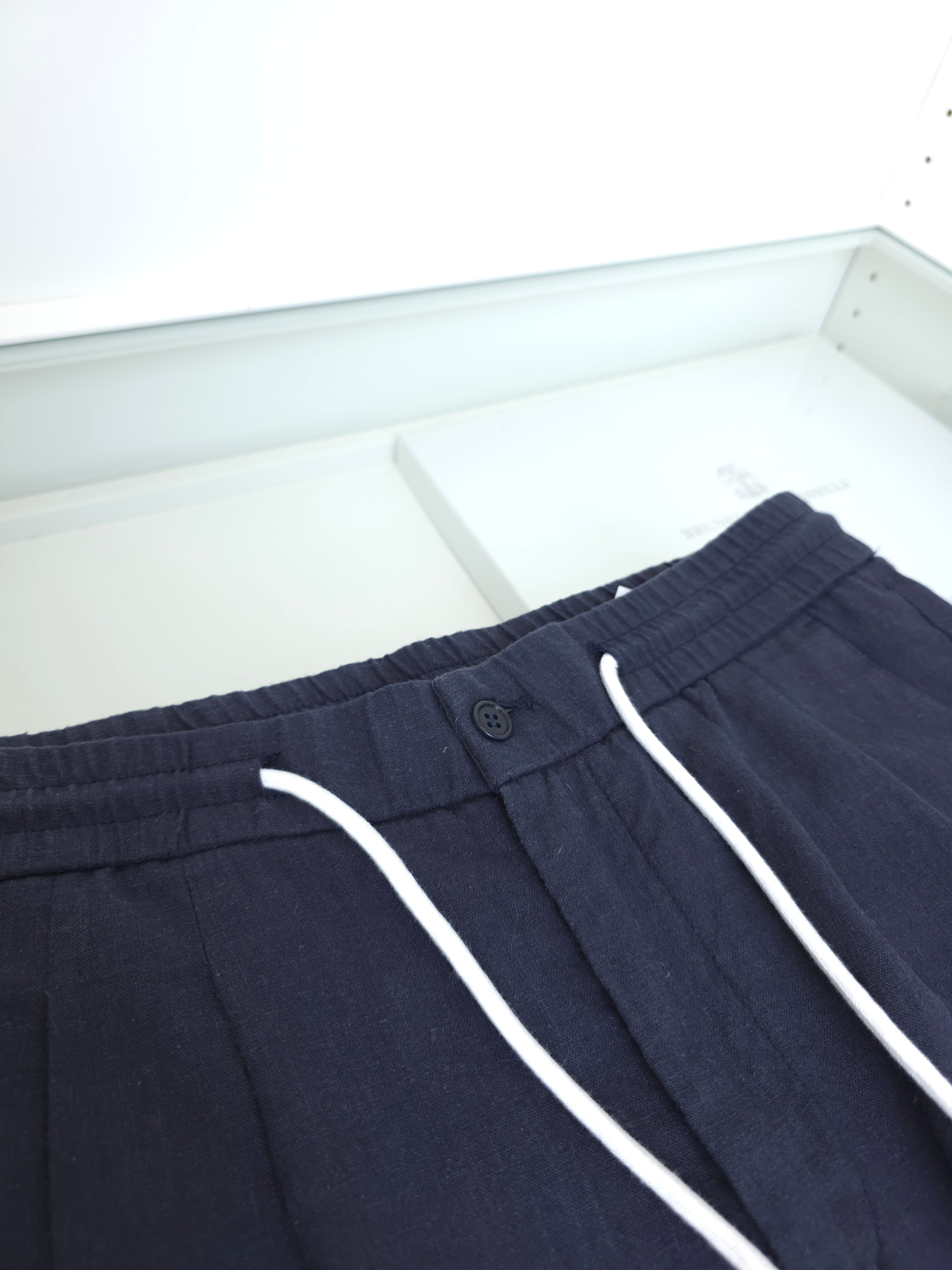 Multi-color Short