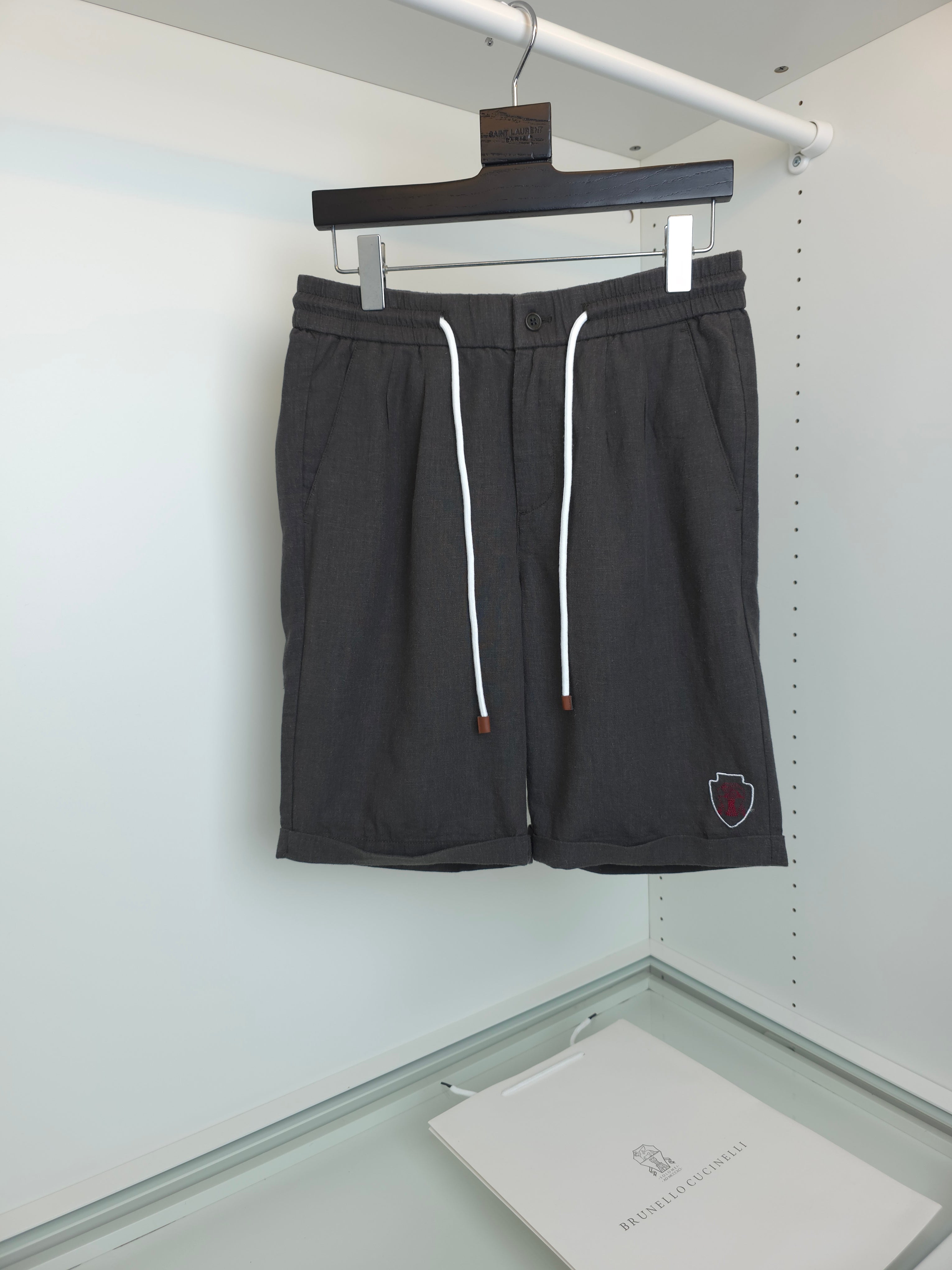 Multi-color Short