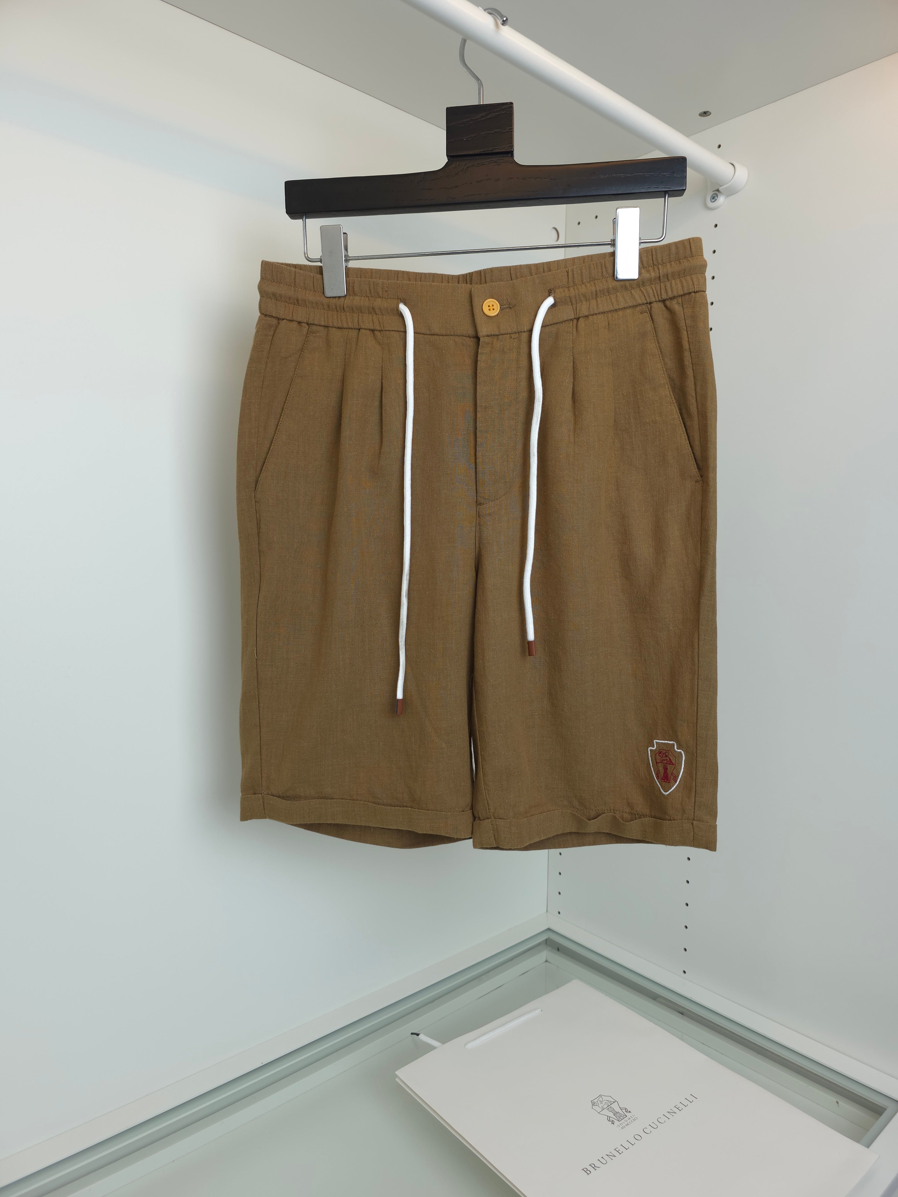 Multi-color Short