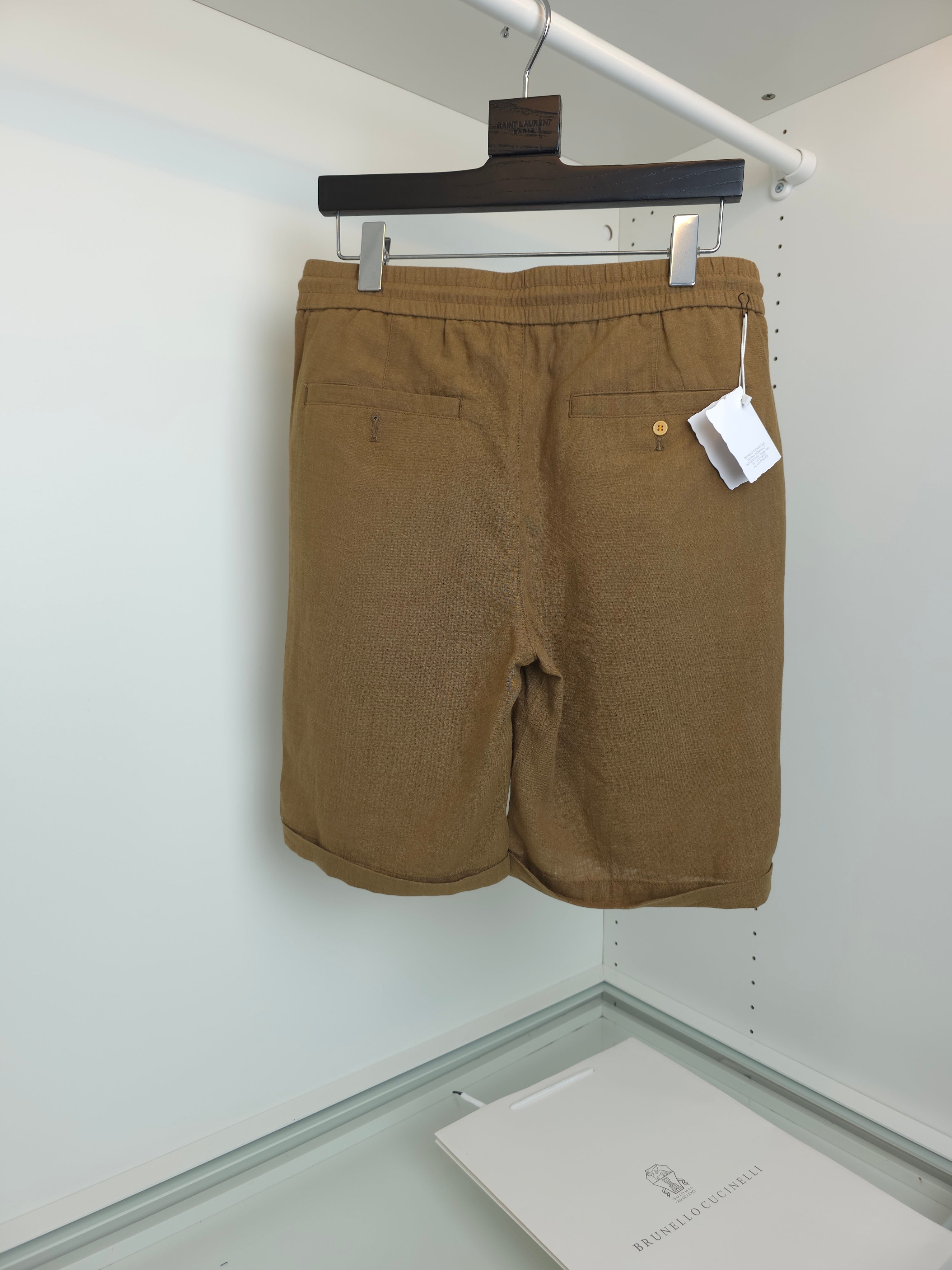 Multi-color Short