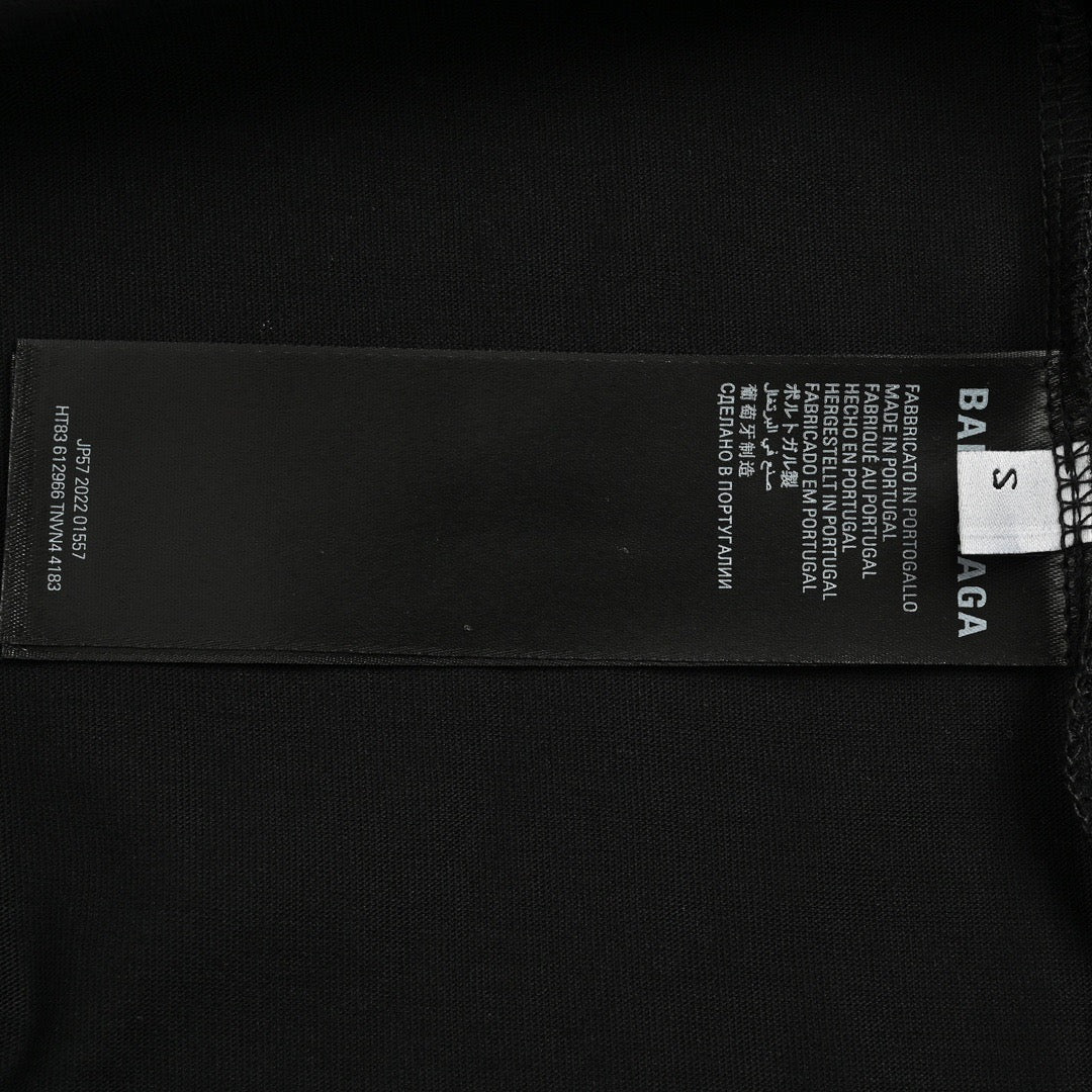 Black and White T-shirt - FashionHype.xyz