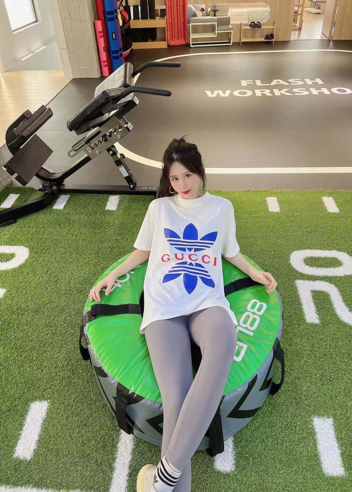 White T-shirt