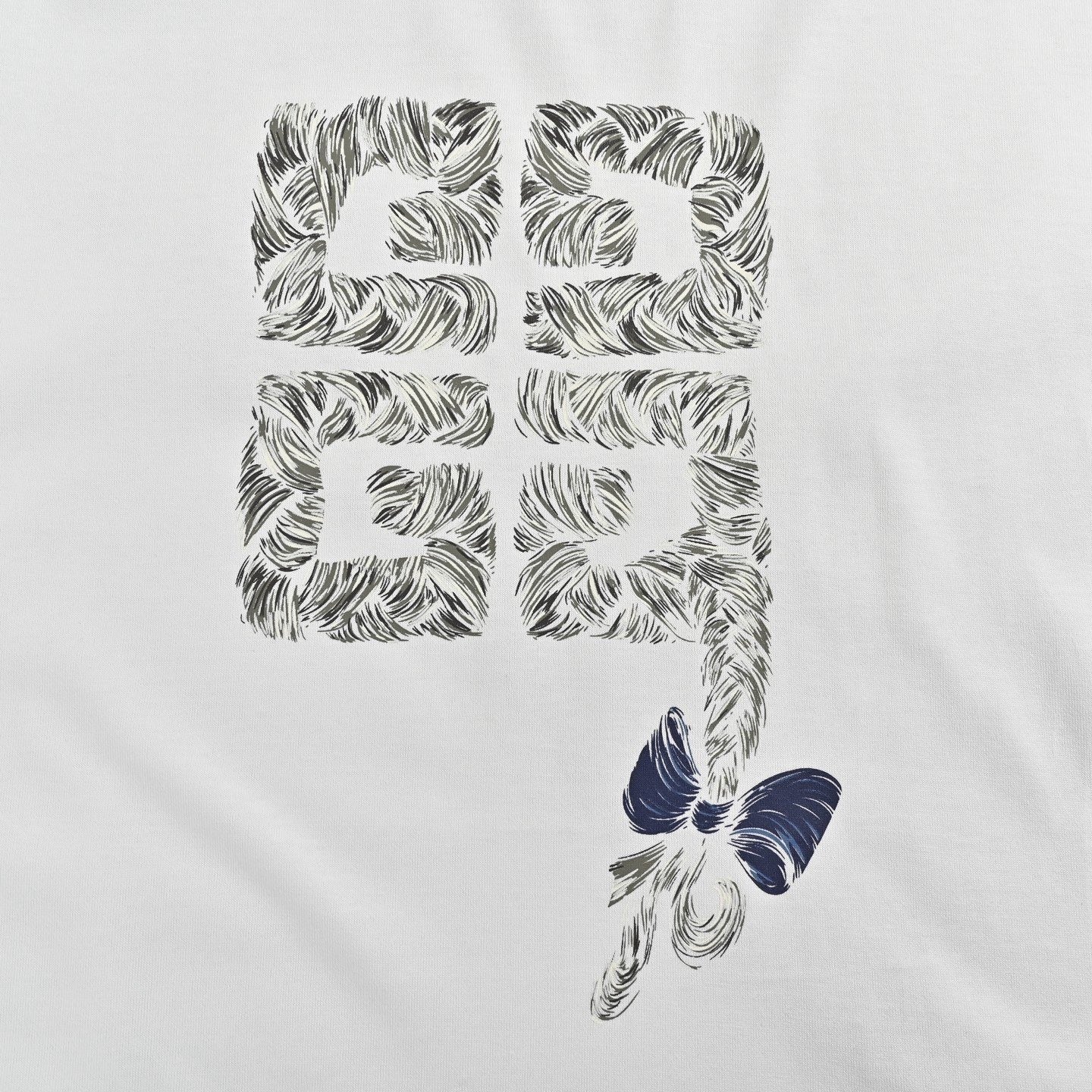 White T-shirt