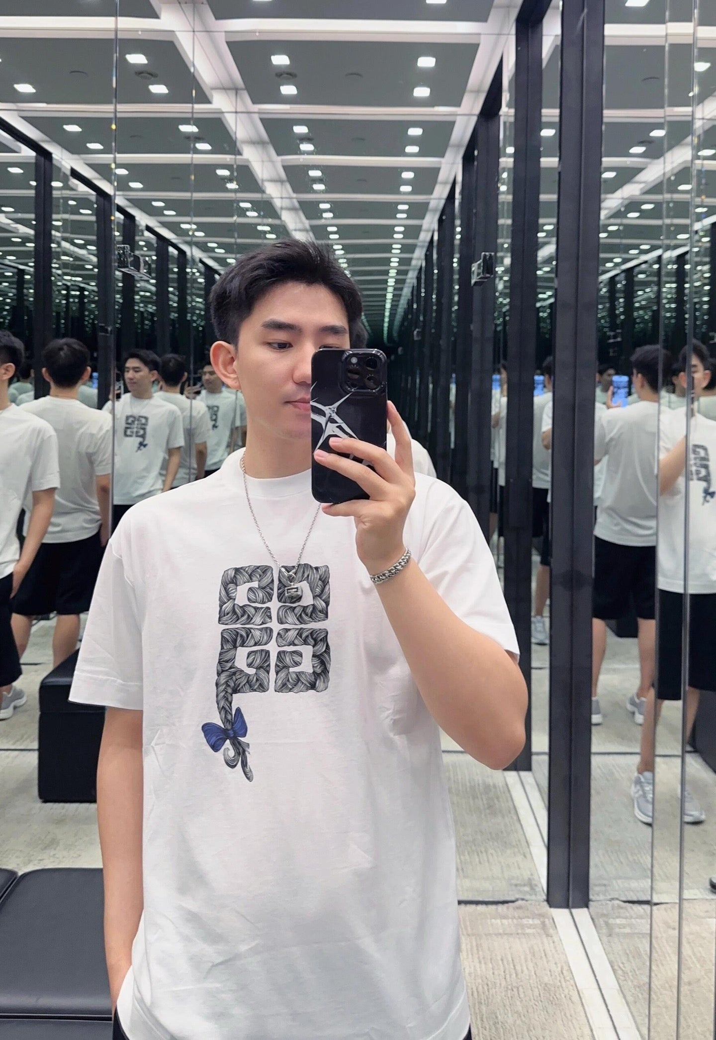 White T-shirt