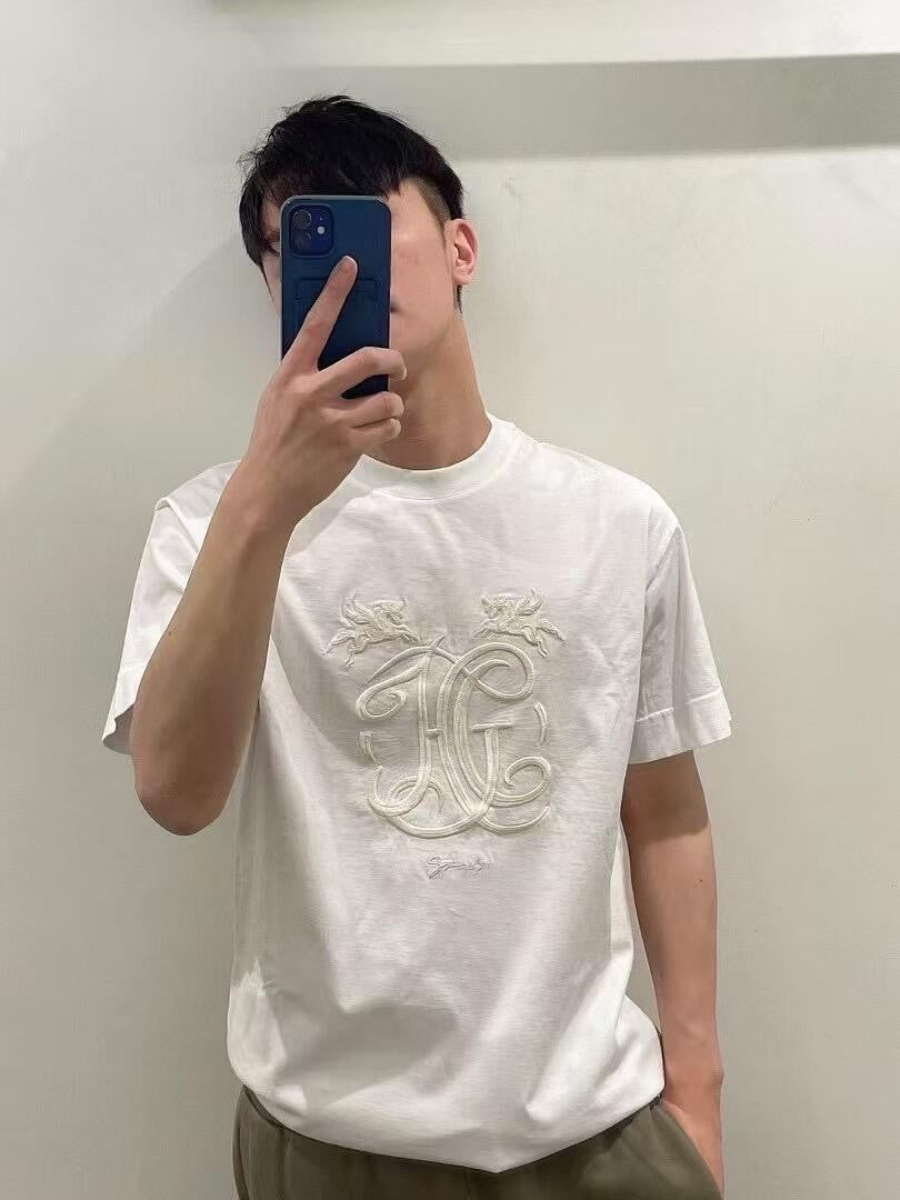 White T-shirt
