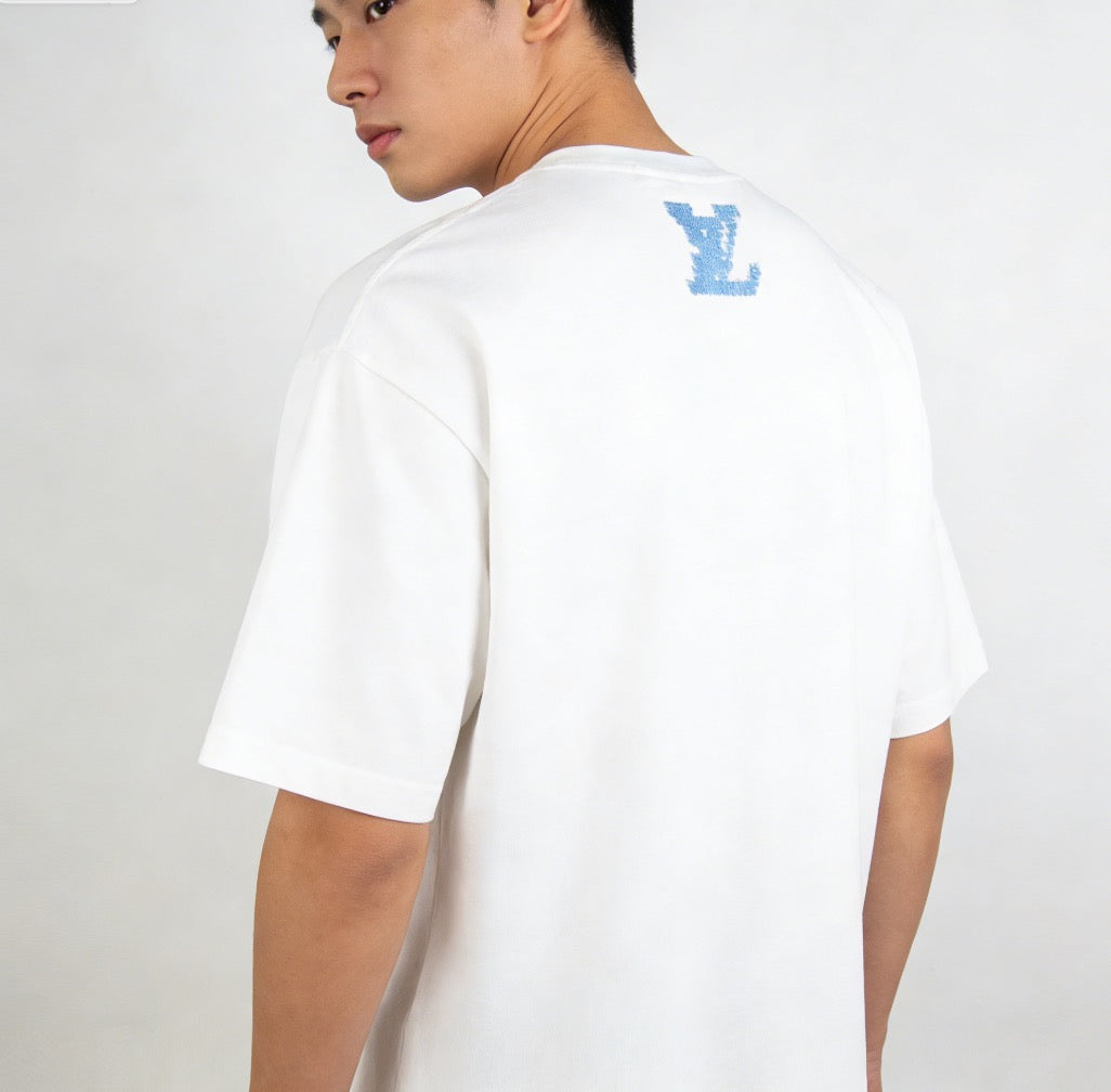 White T-shirt