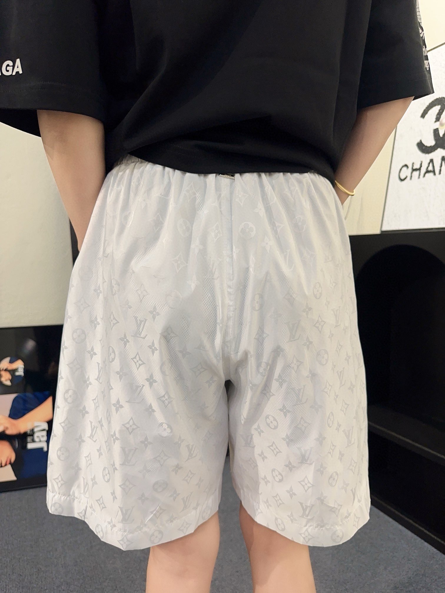 Black and White Short