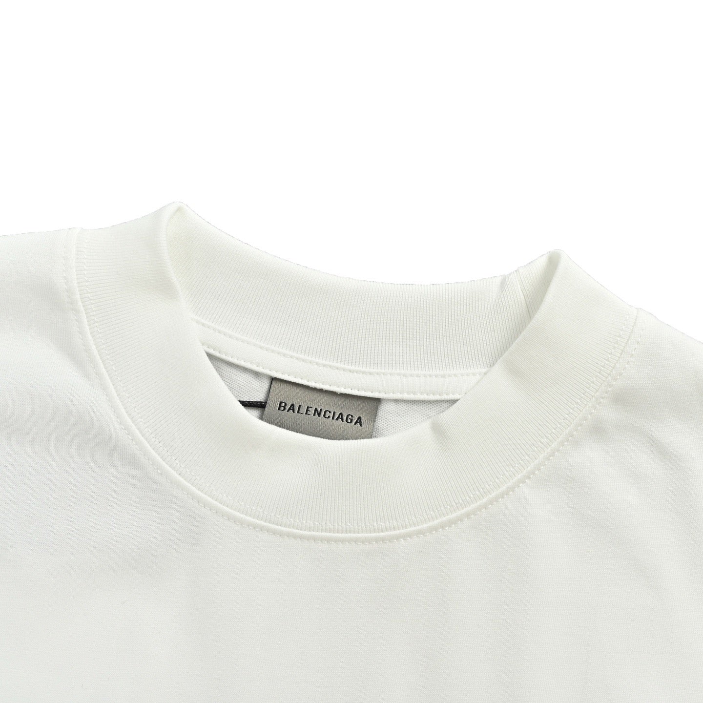 Black and White T-shirt - FashionHype.xyz