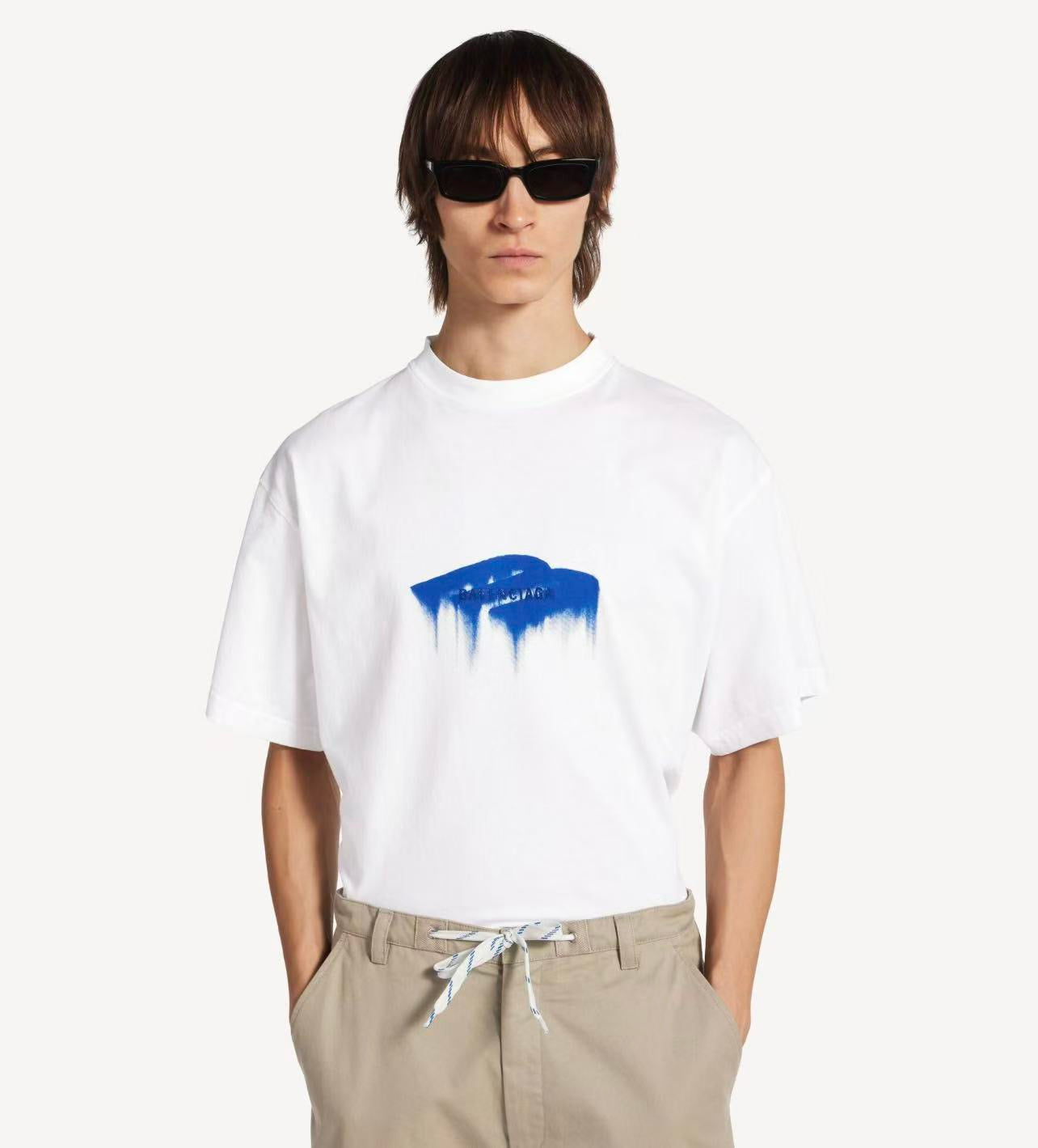 Black and White T-shirt - FashionHype.xyz