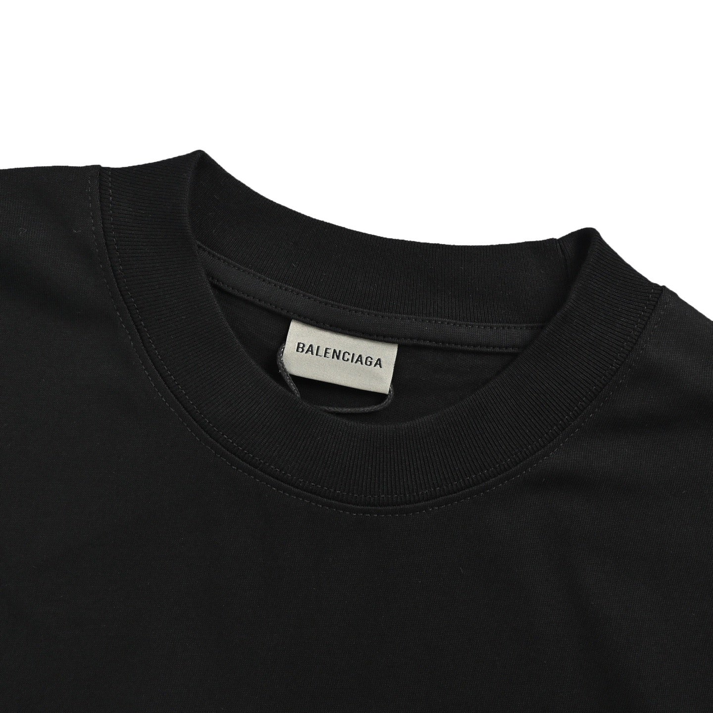 Black and White T-shirt - FashionHype.xyz