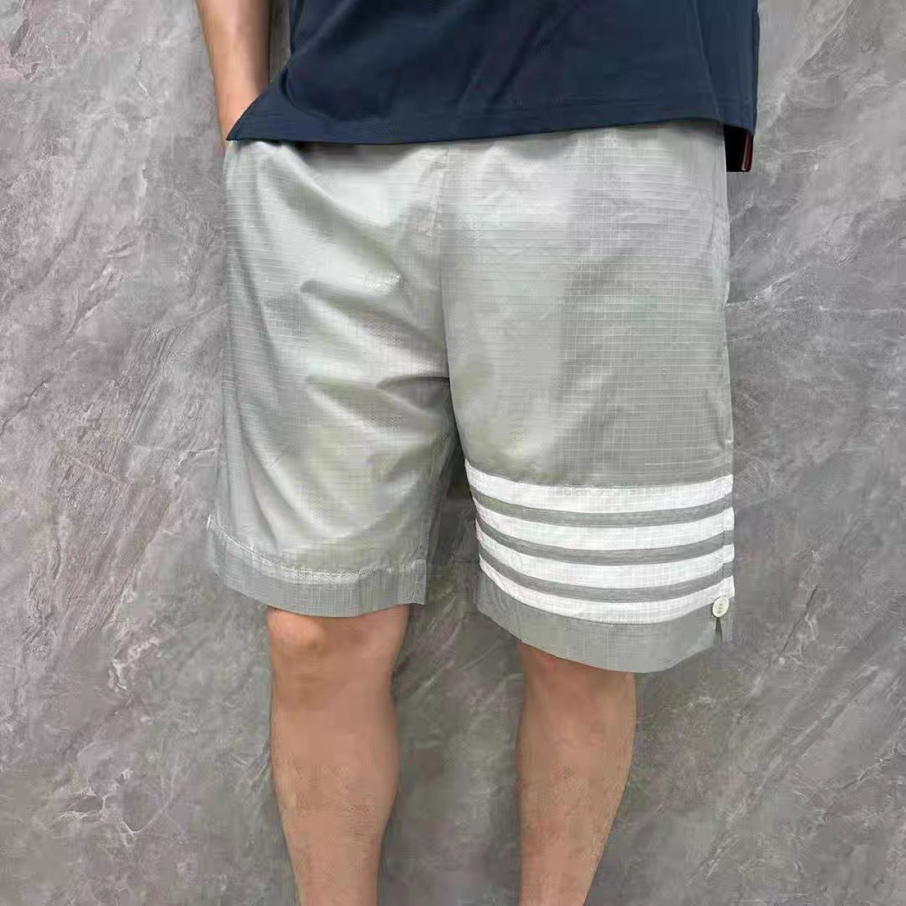 Multi-color Short