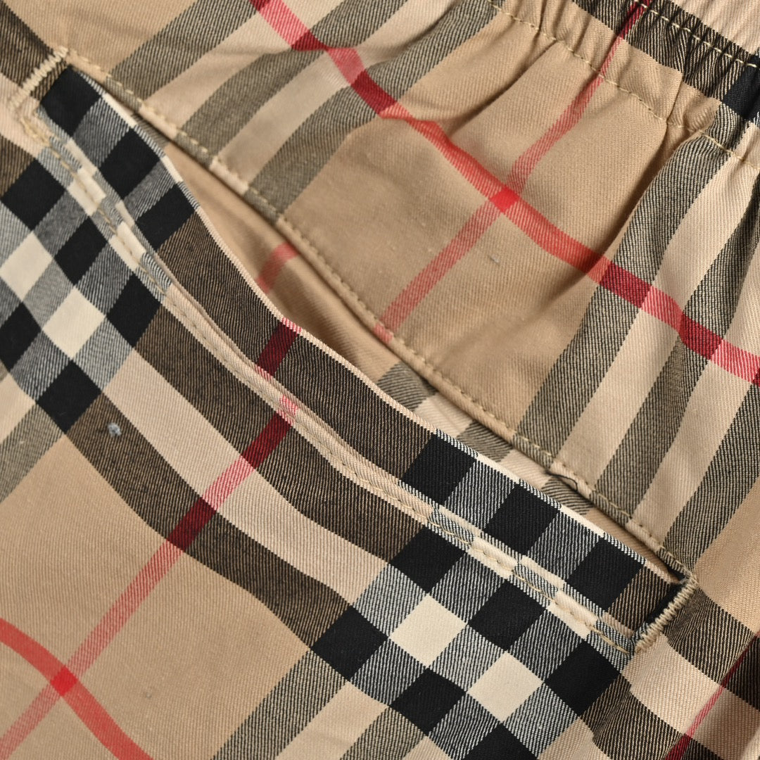 Multi-color Short