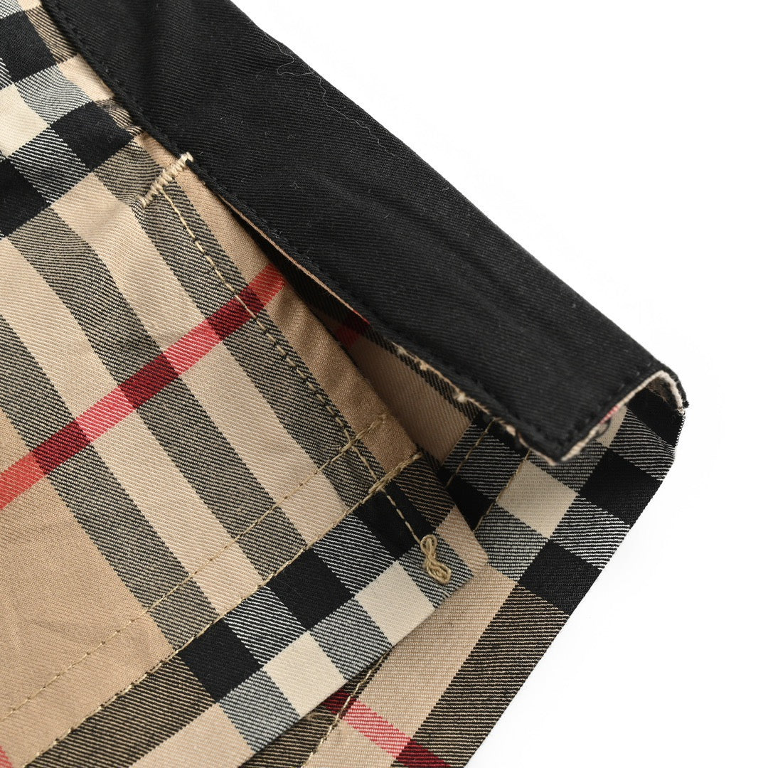 Multi-color Short