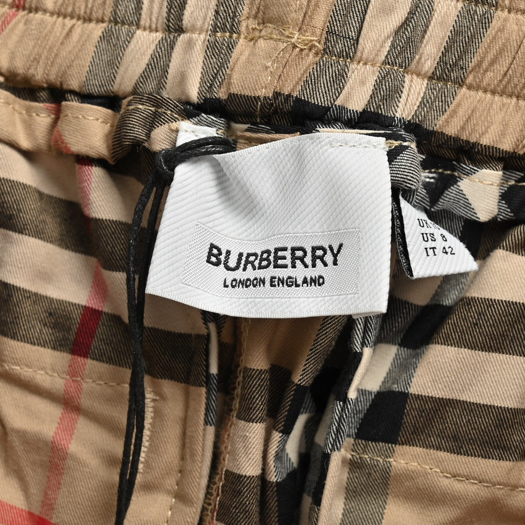 Multi-color Short