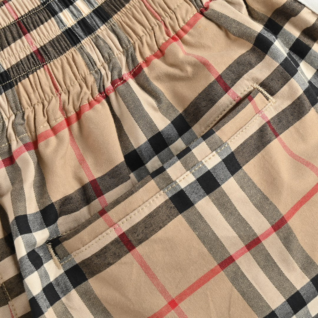 Multi-color Short