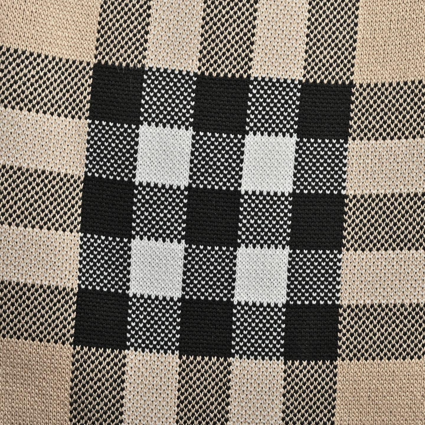 Multi-color Short