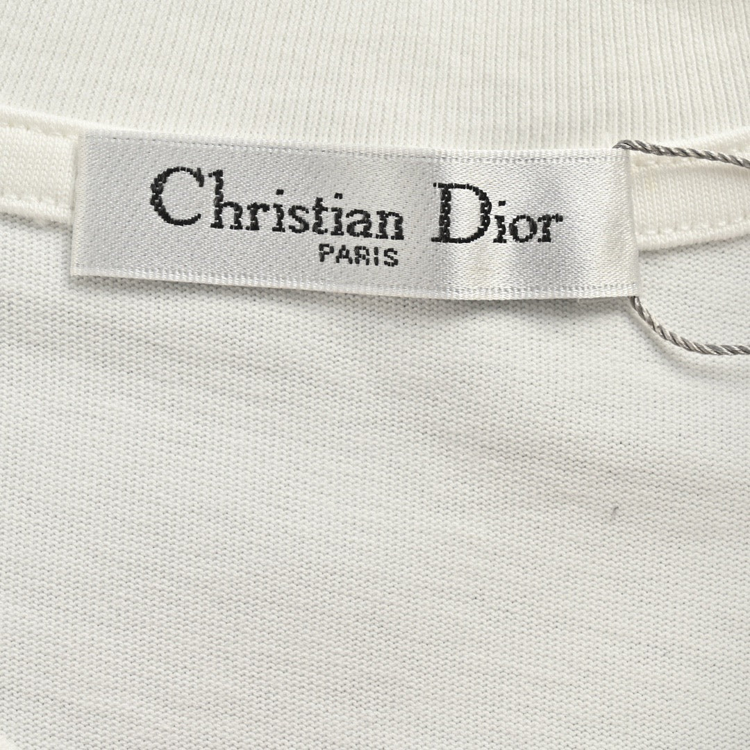 White T-shirt