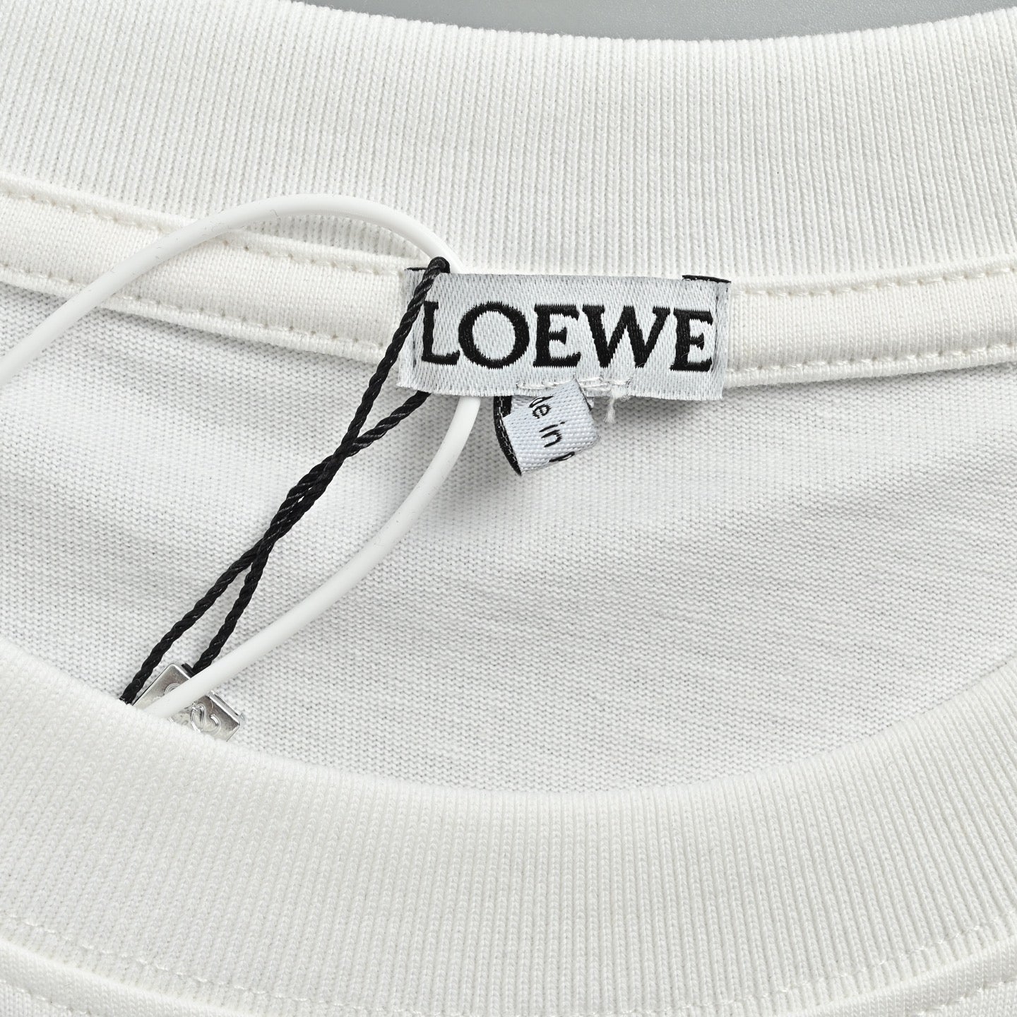 Black and white T-shirt