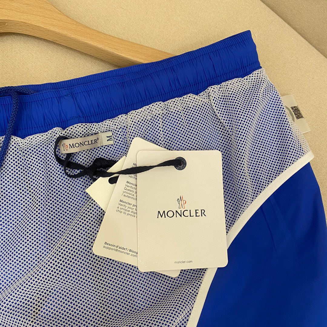 Multi-color Short