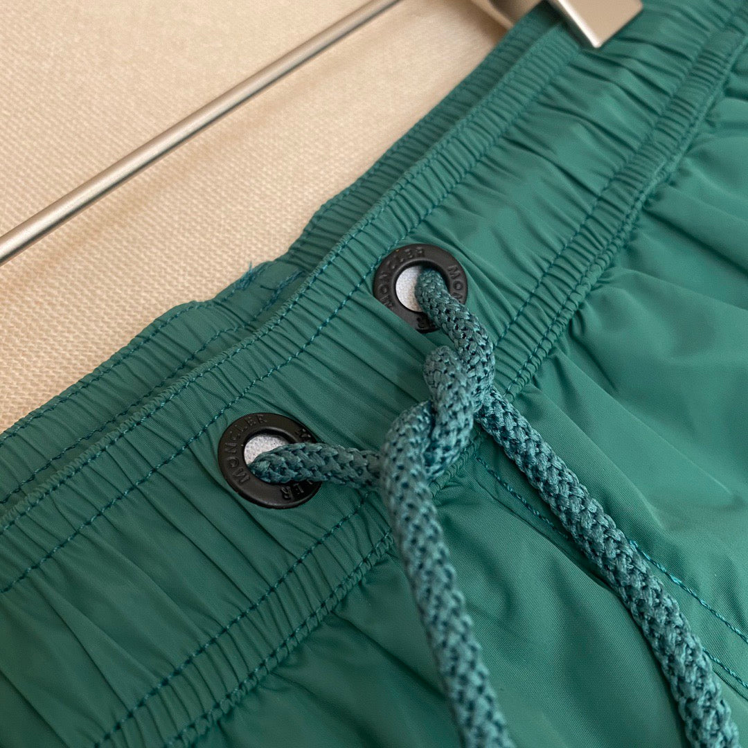 Multi-color Short