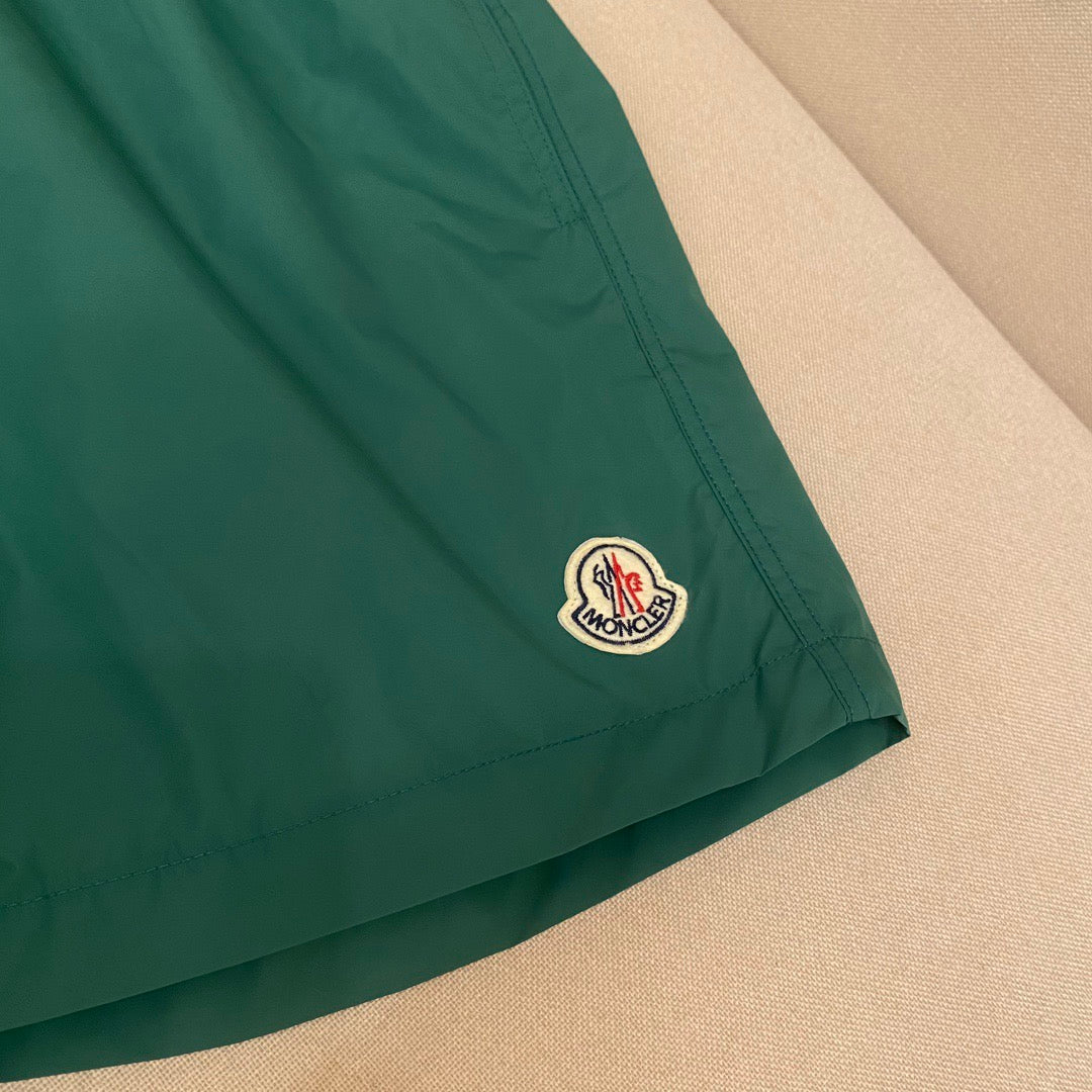 Multi-color Short