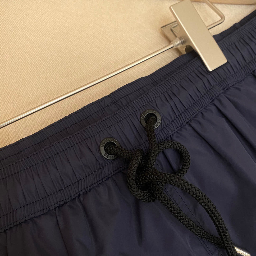 Multi-color Short