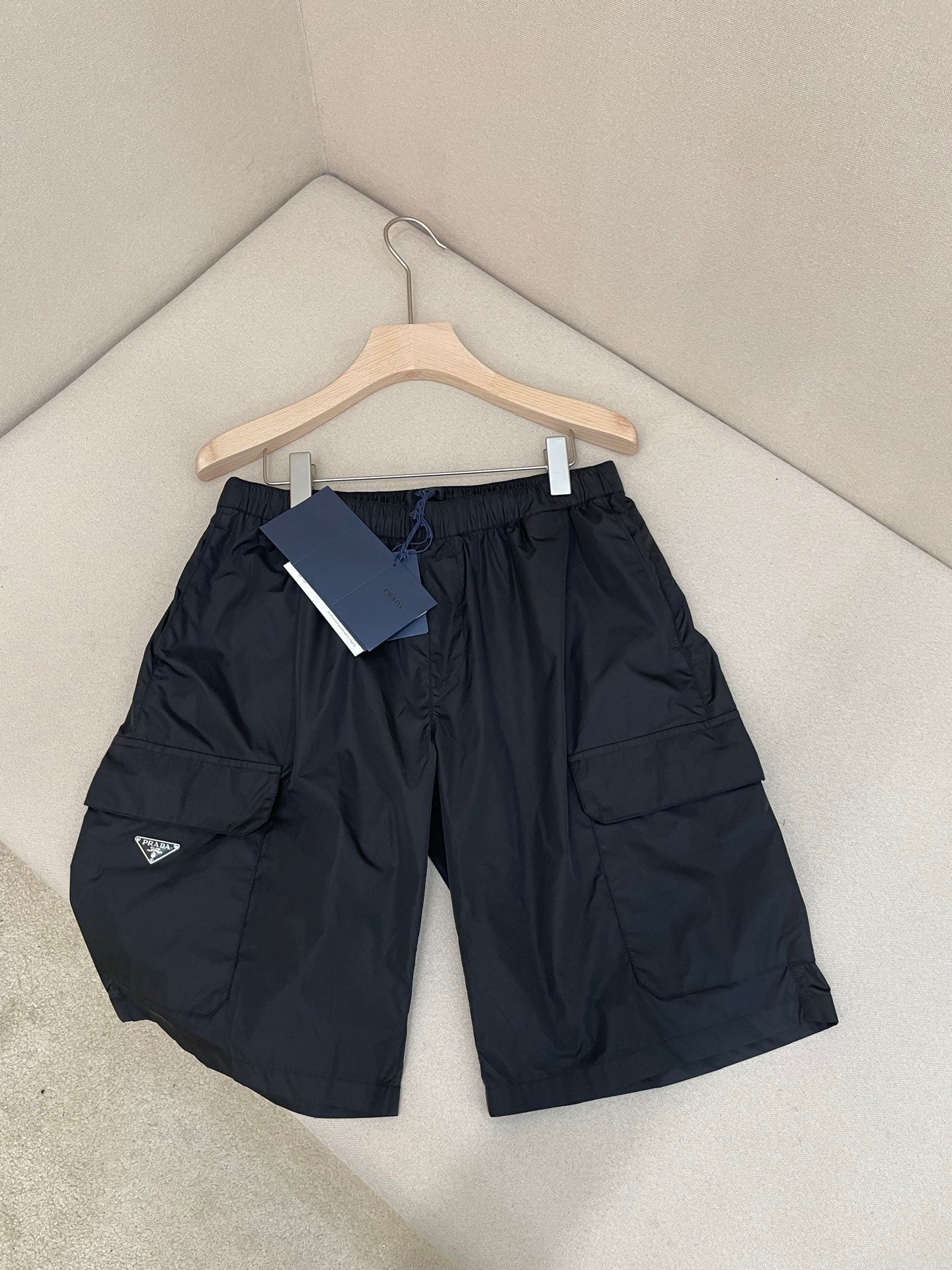 Multi-color Short