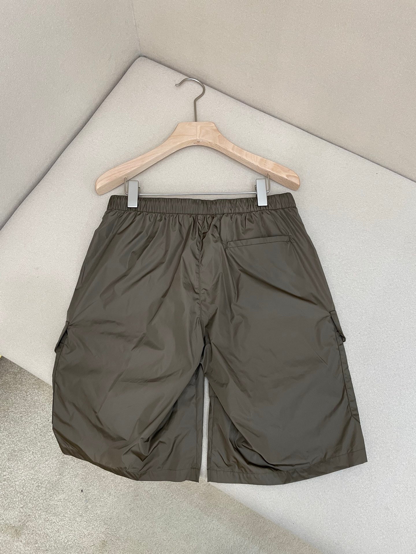 Multi-color Short