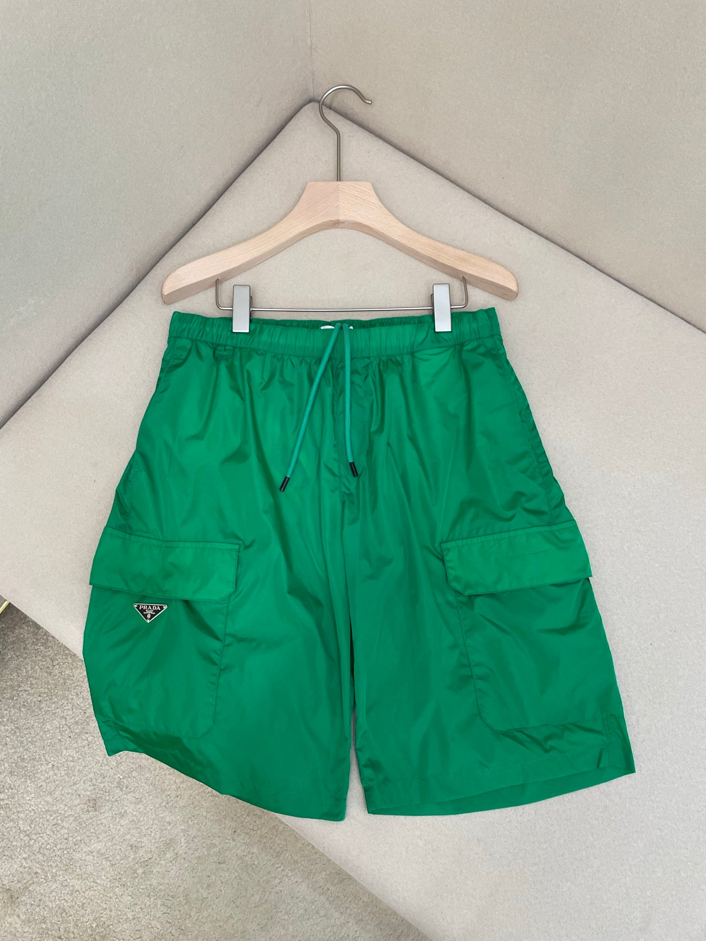 Multi-color Short