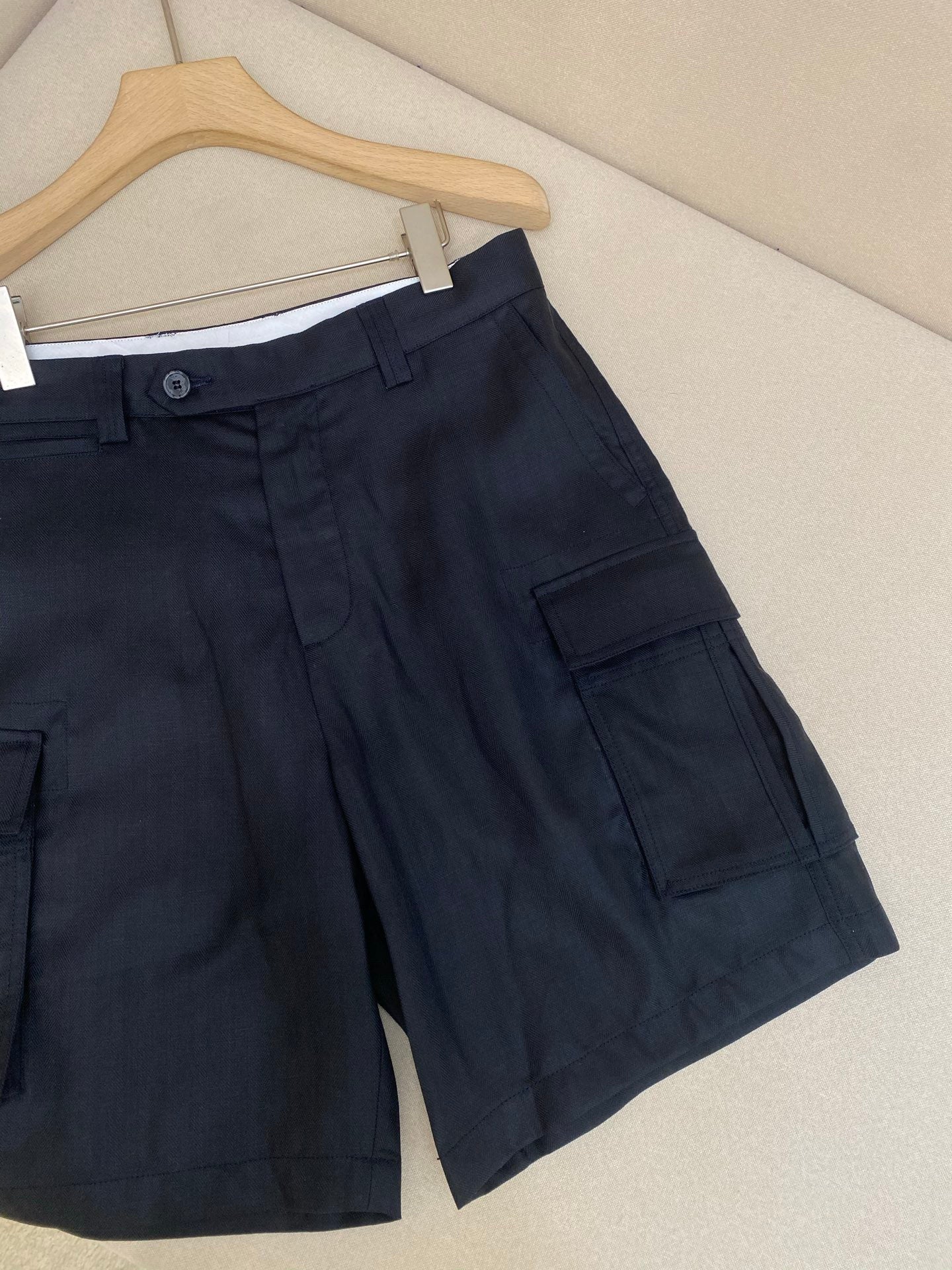 Multi-color Short