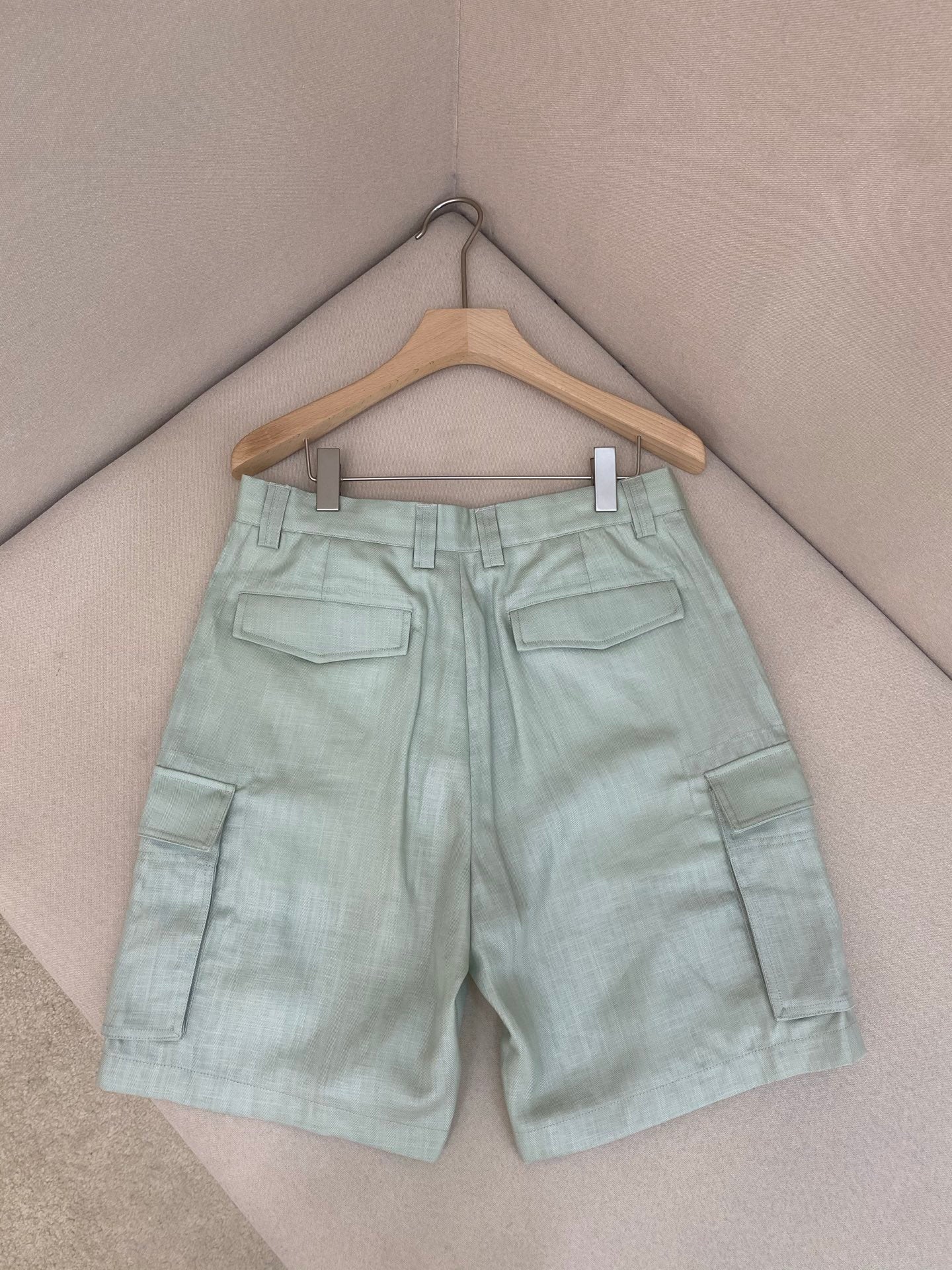 Multi-color Short