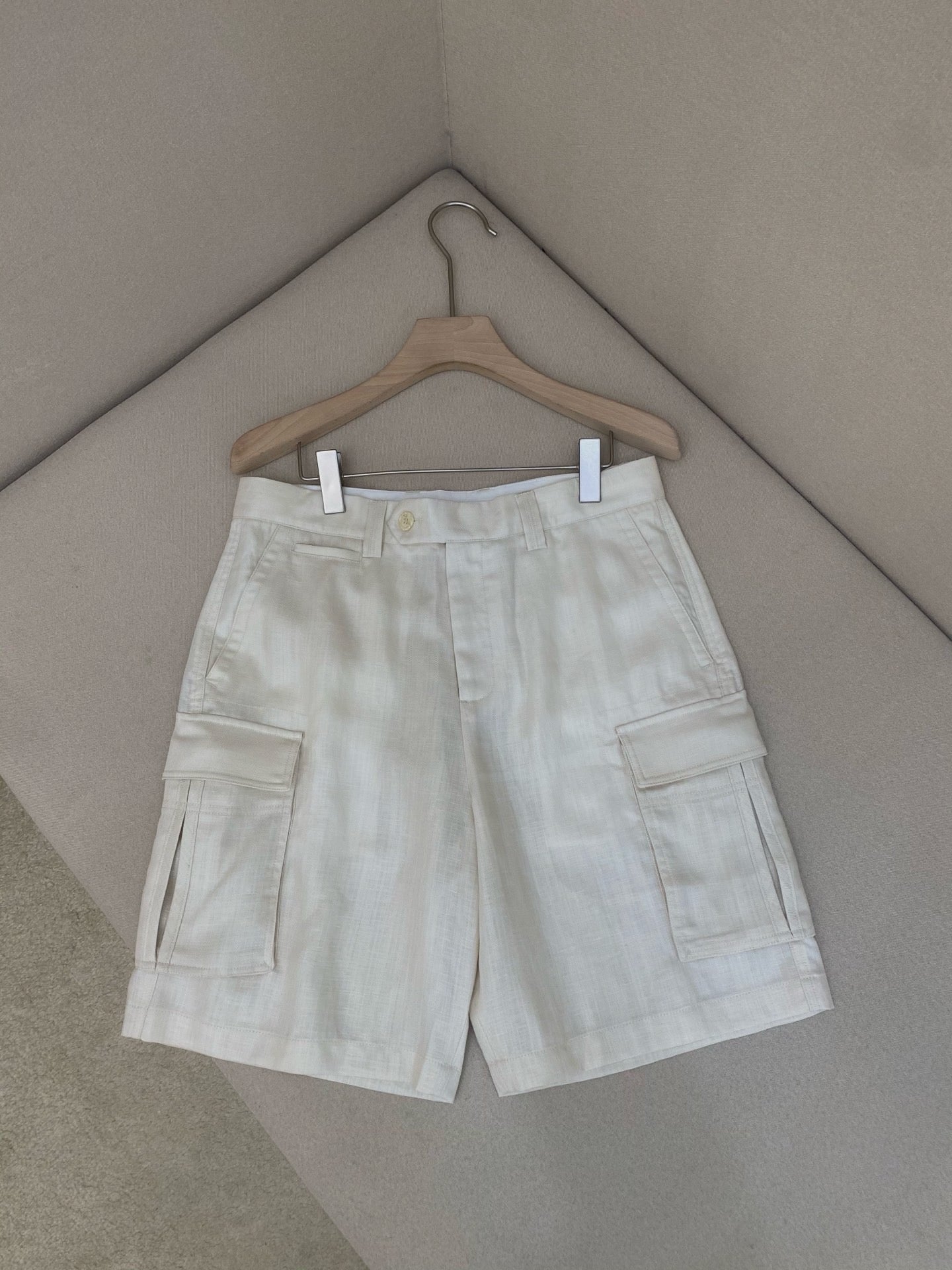Multi-color Short