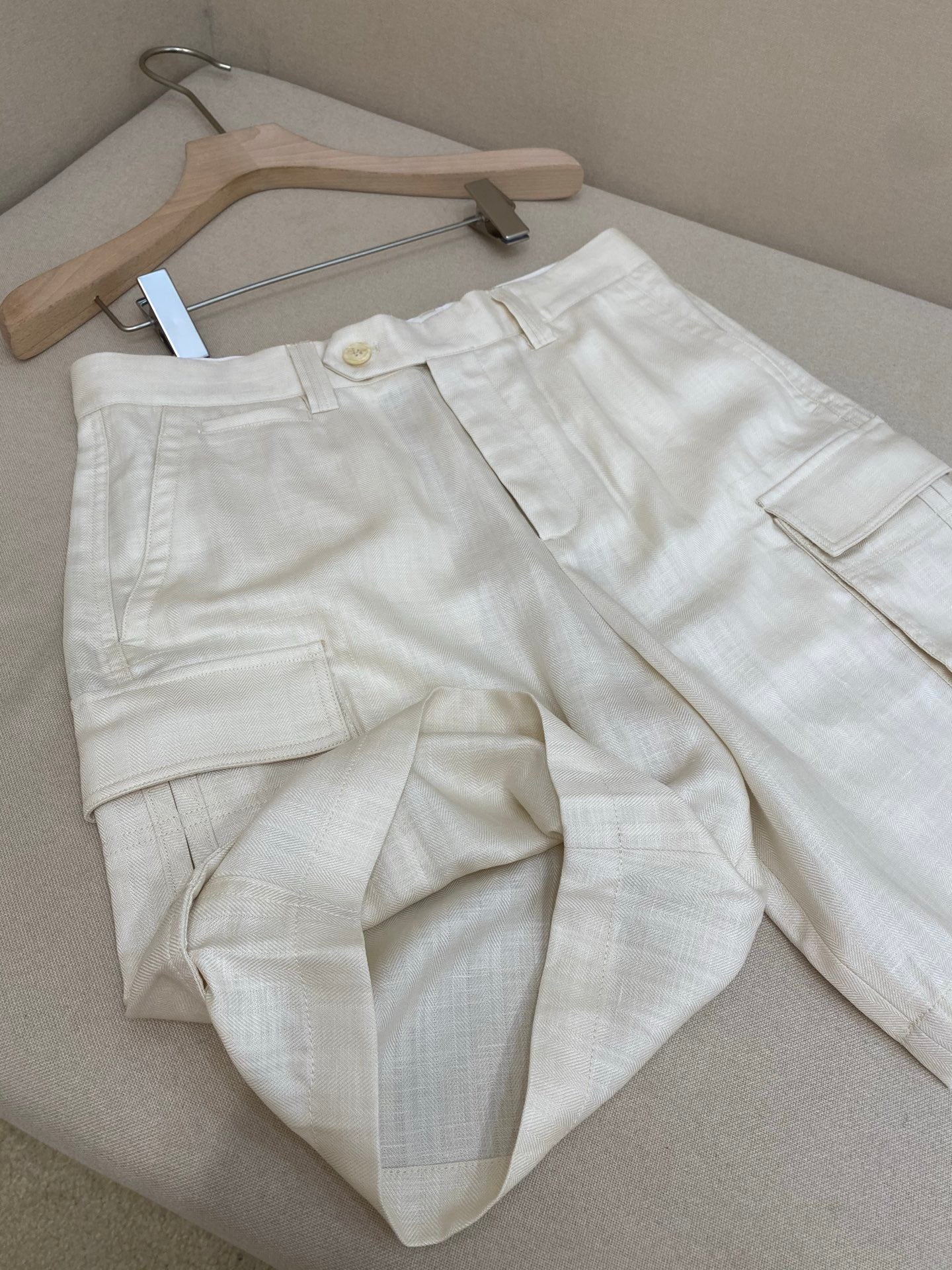 Multi-color Short