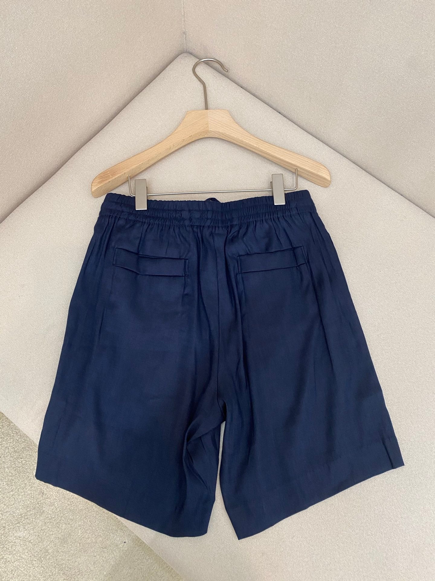 Multi-color Short