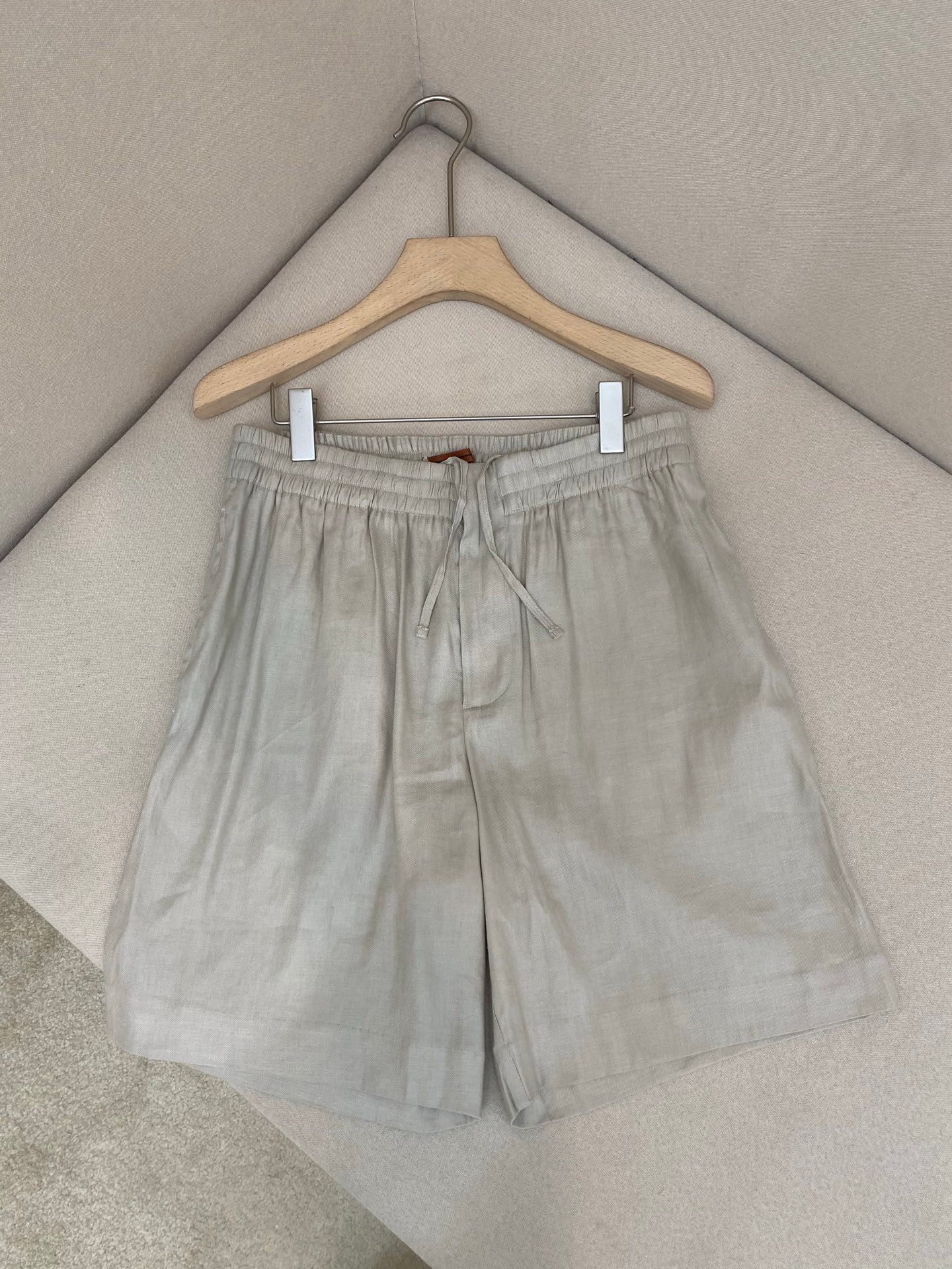 Multi-color Short