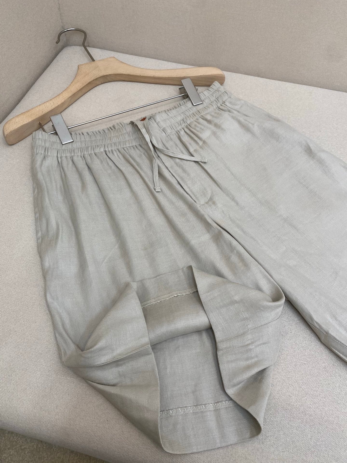 Multi-color Short