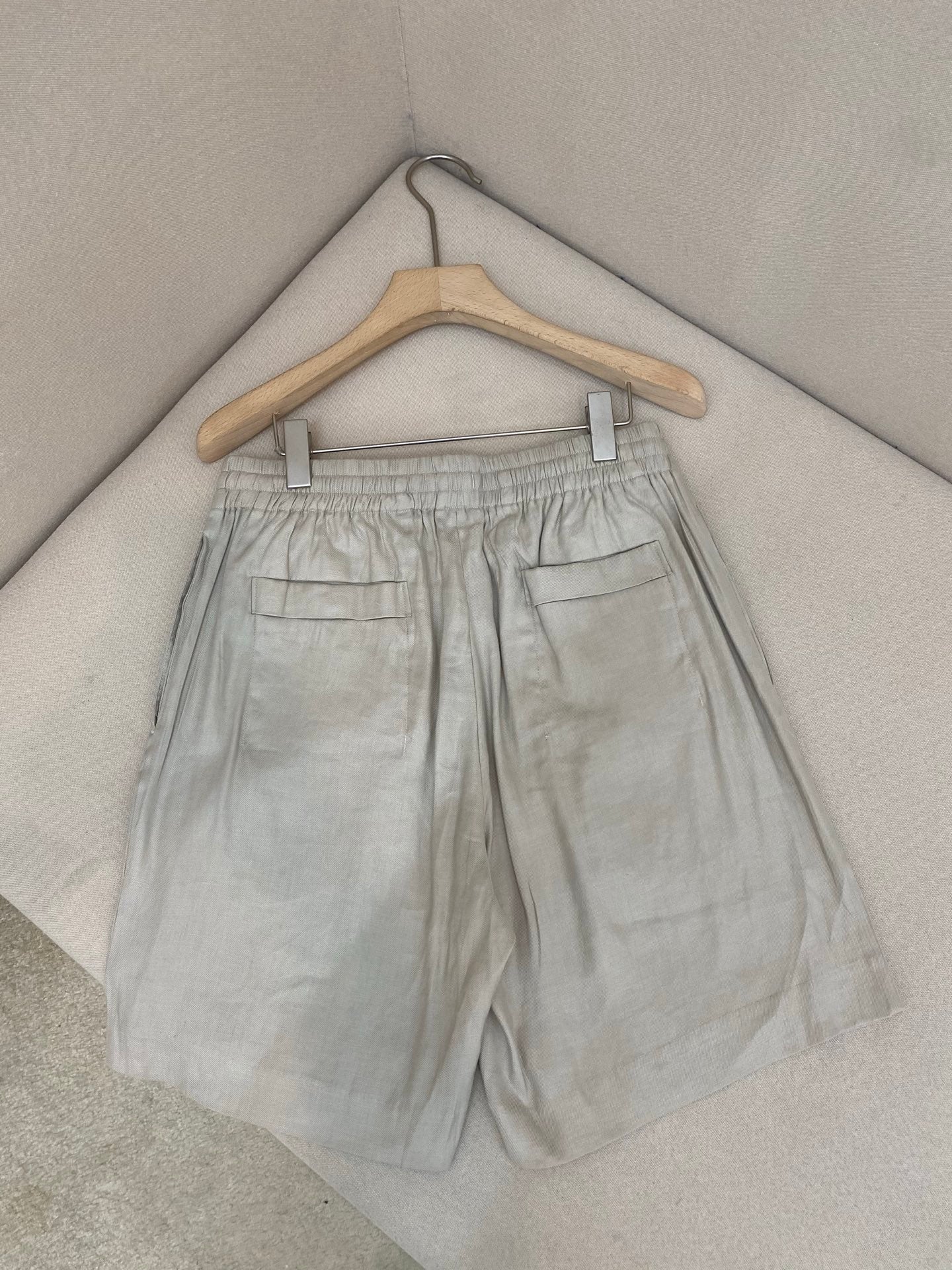 Multi-color Short