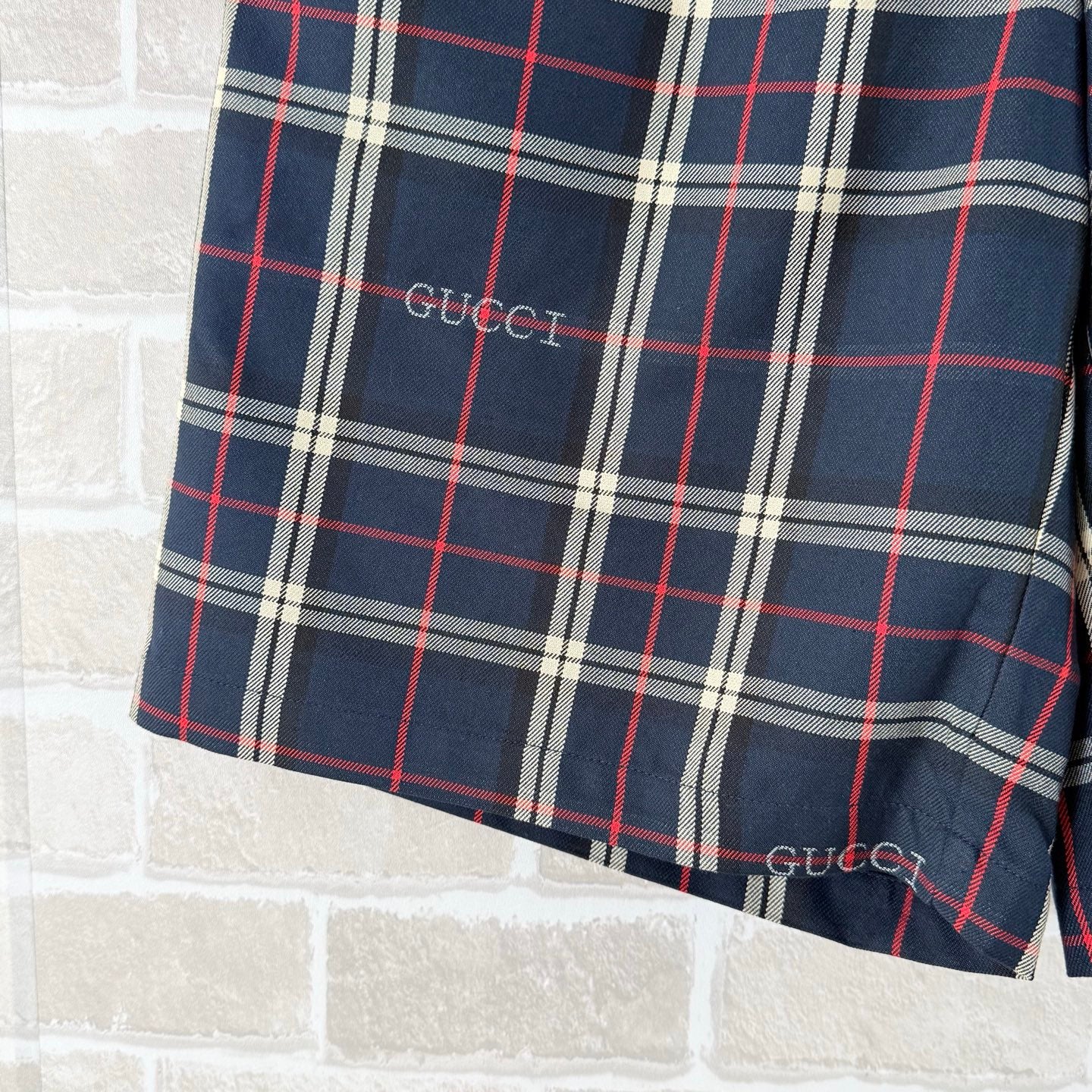Multi-color Short