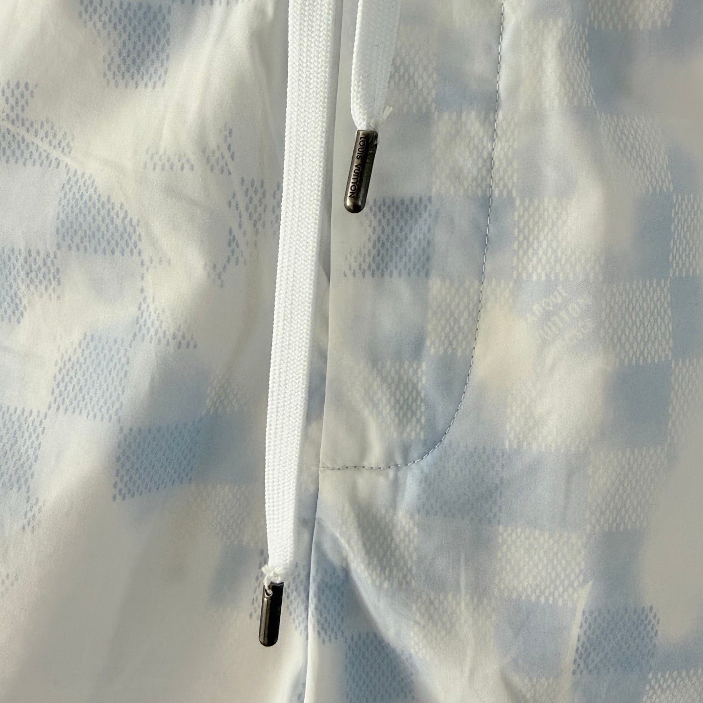 Multi-color Short